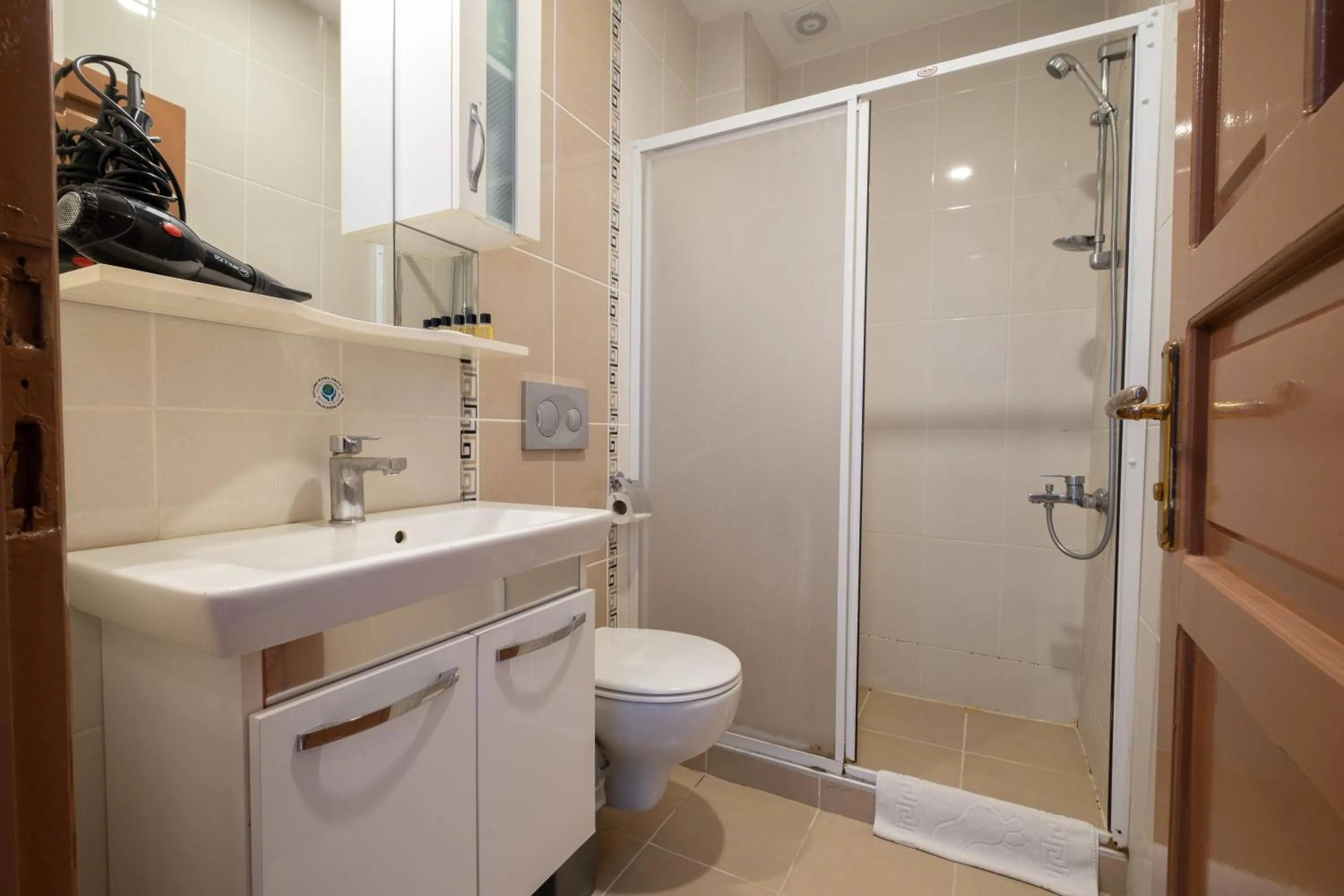 Shower in Sur Hotel Sultanahmet