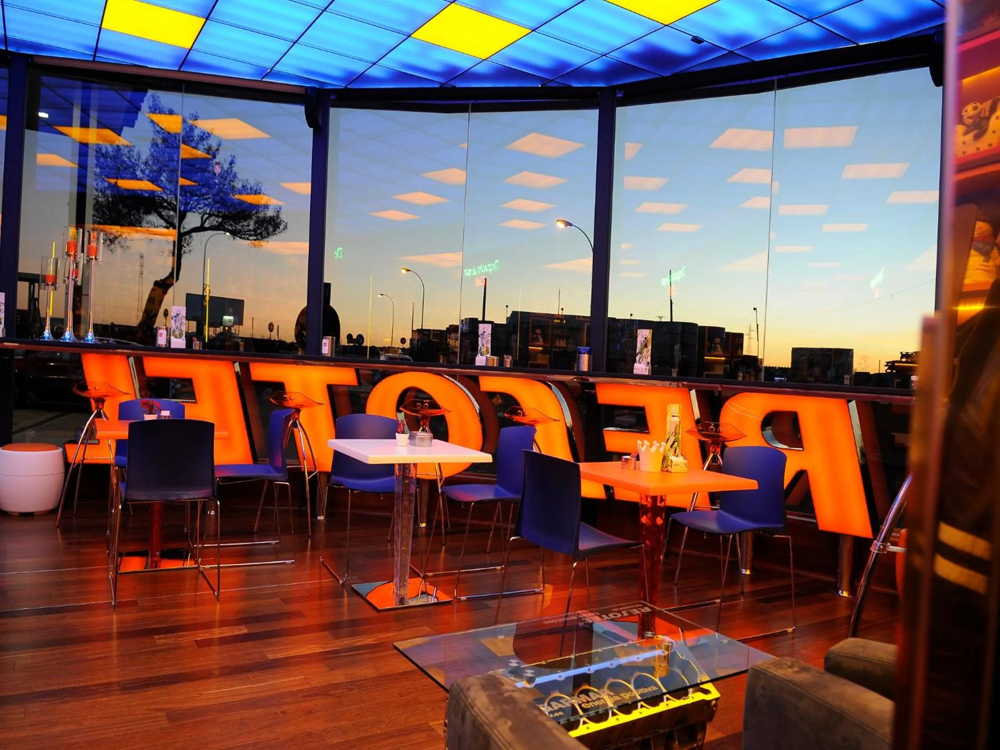 Property logo or sign in Resotel