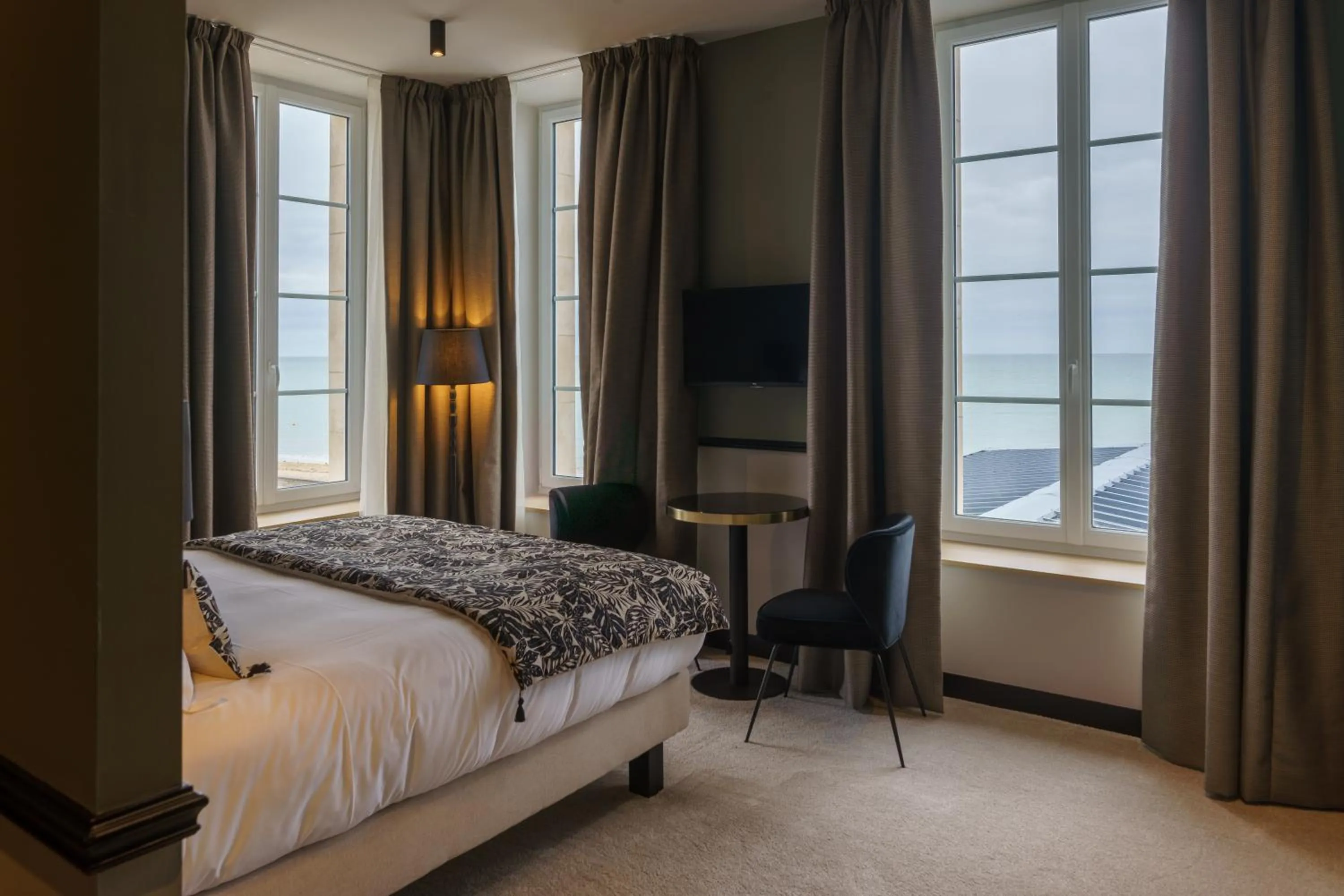 Bed in Hotel de la Plage