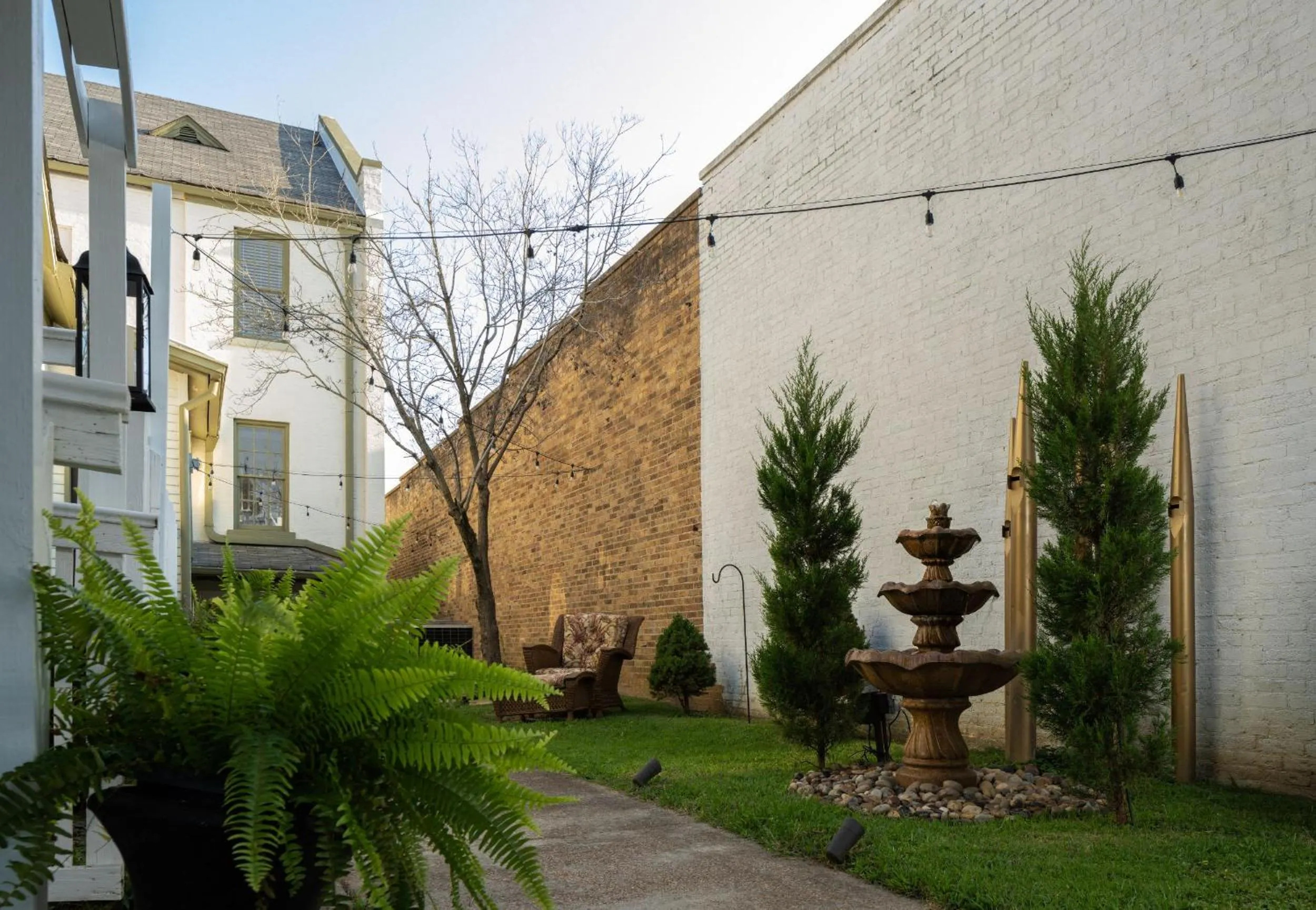 Garden in Magnolia Manor and Chapel