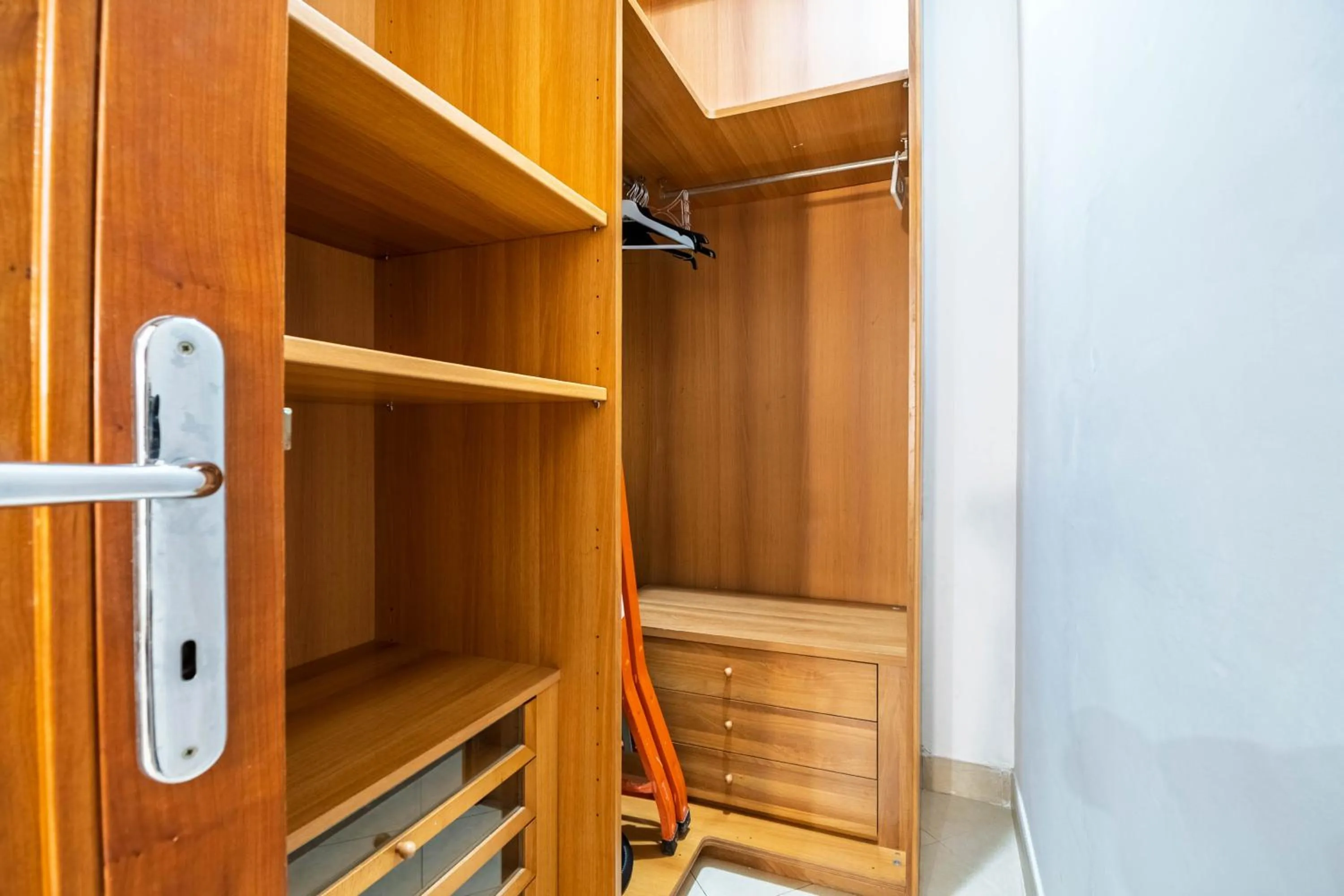 wardrobe in La Casa dei Sogni di Serena