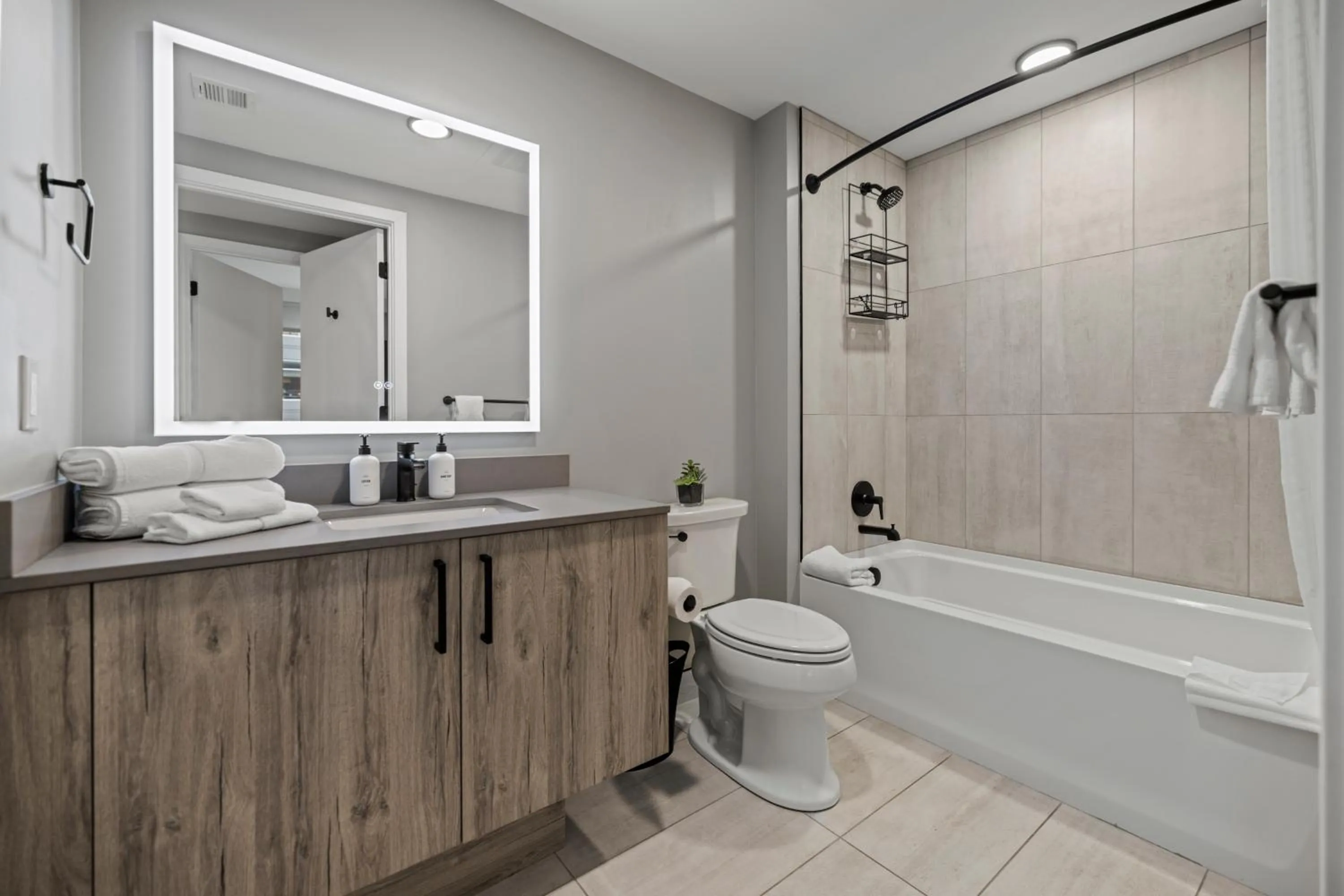 Shower in Coda on Half, a Placemakr Experience - Navy Yard