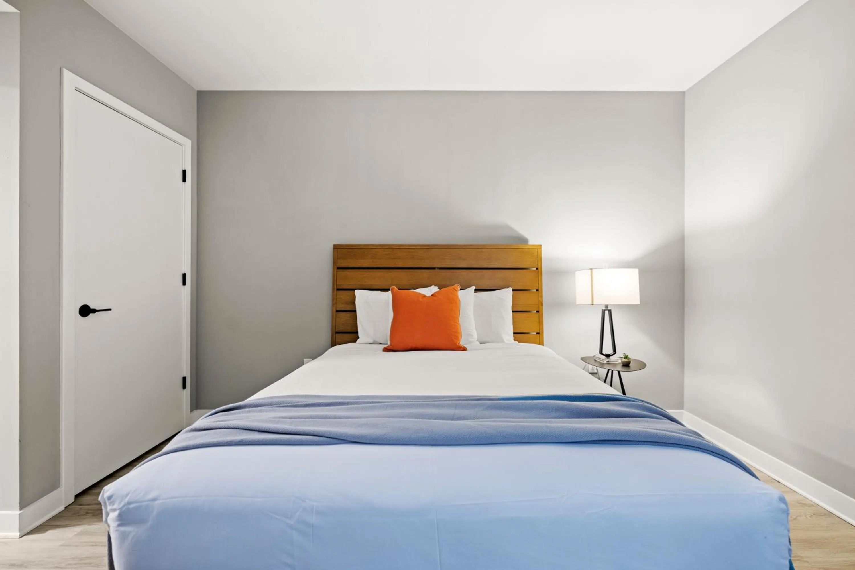 Bed in Coda on Half, a Placemakr Experience - Navy Yard