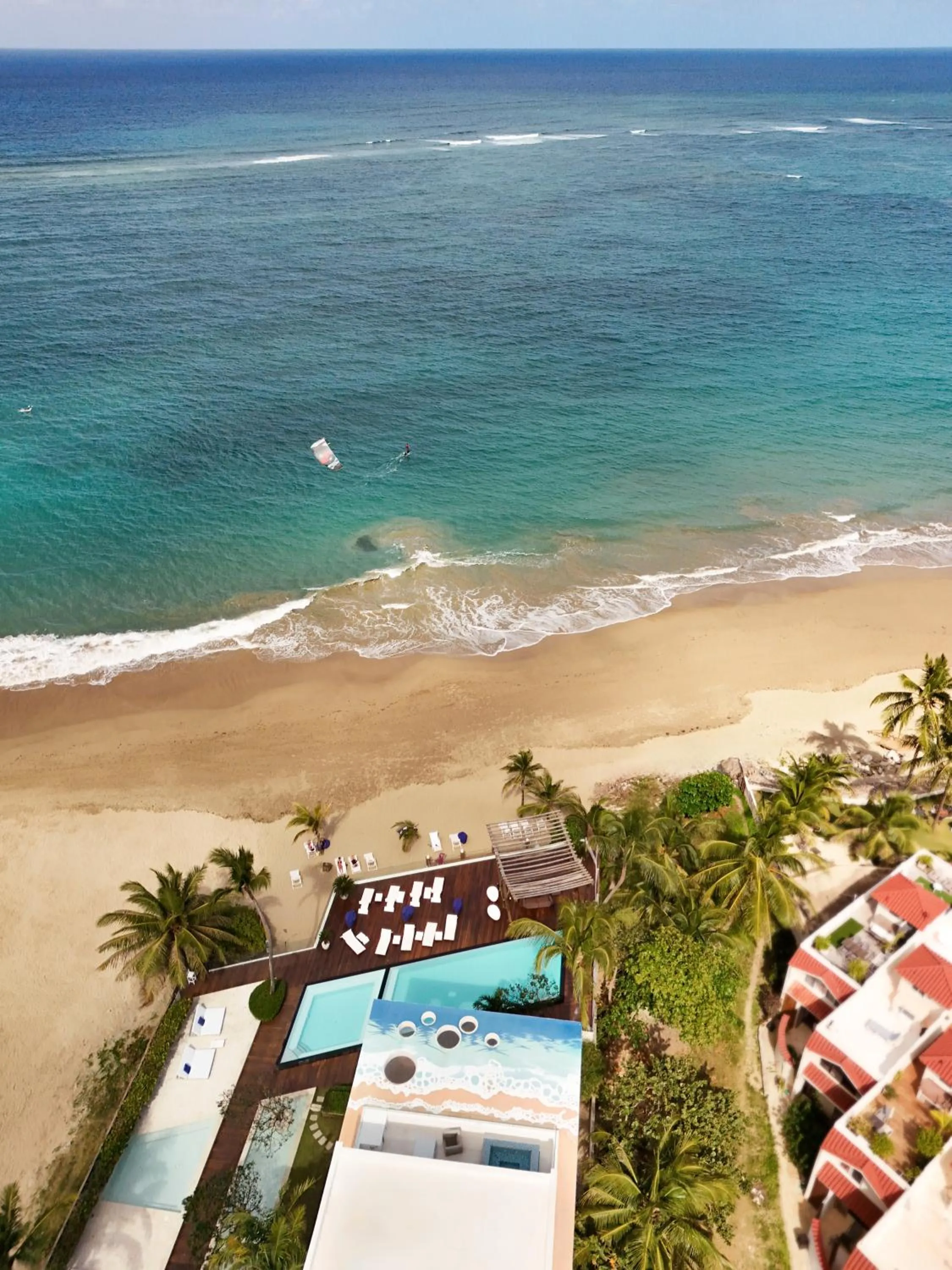 Beach in Ultravioleta Boutique Residences