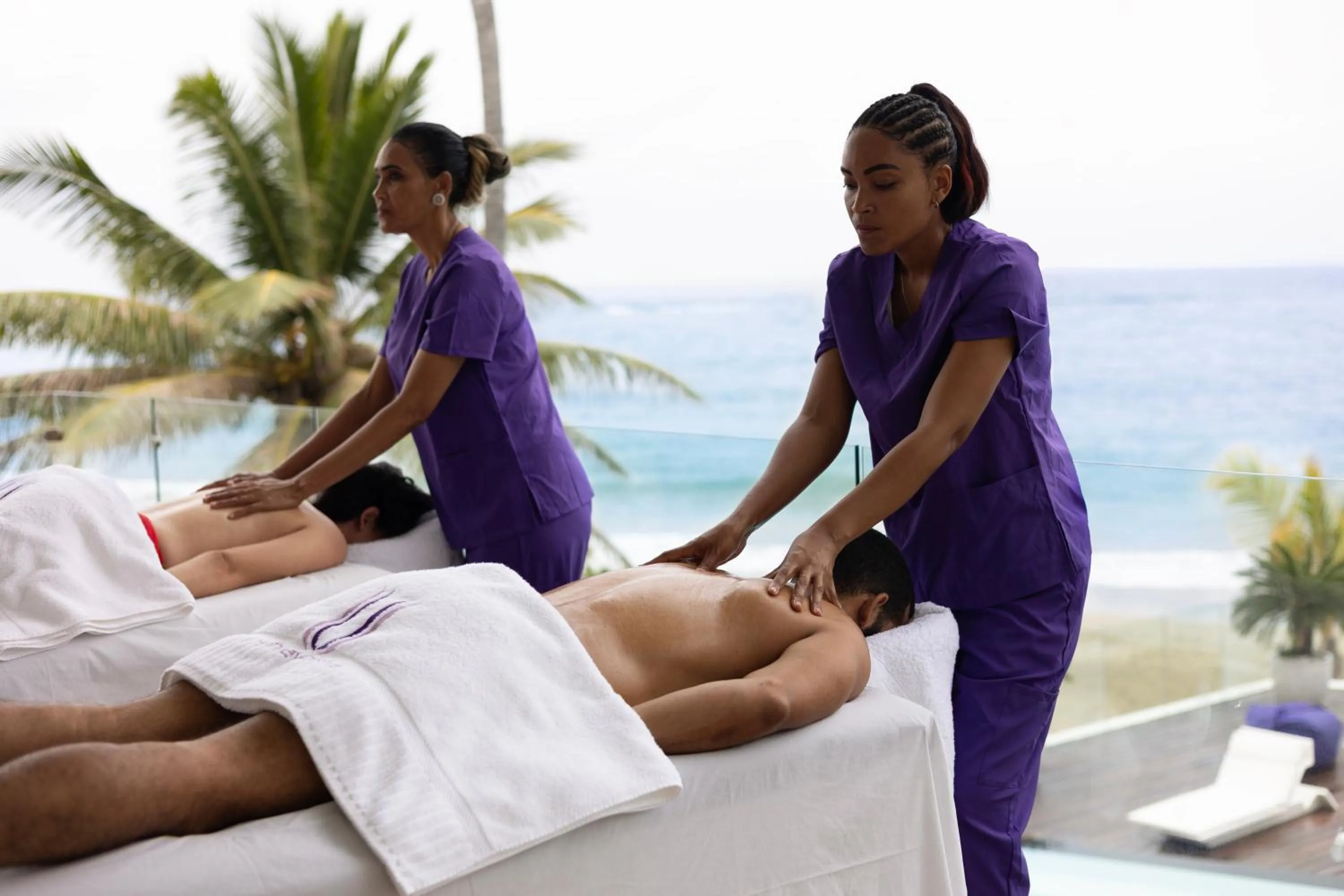Massage in Ultravioleta Boutique Residences