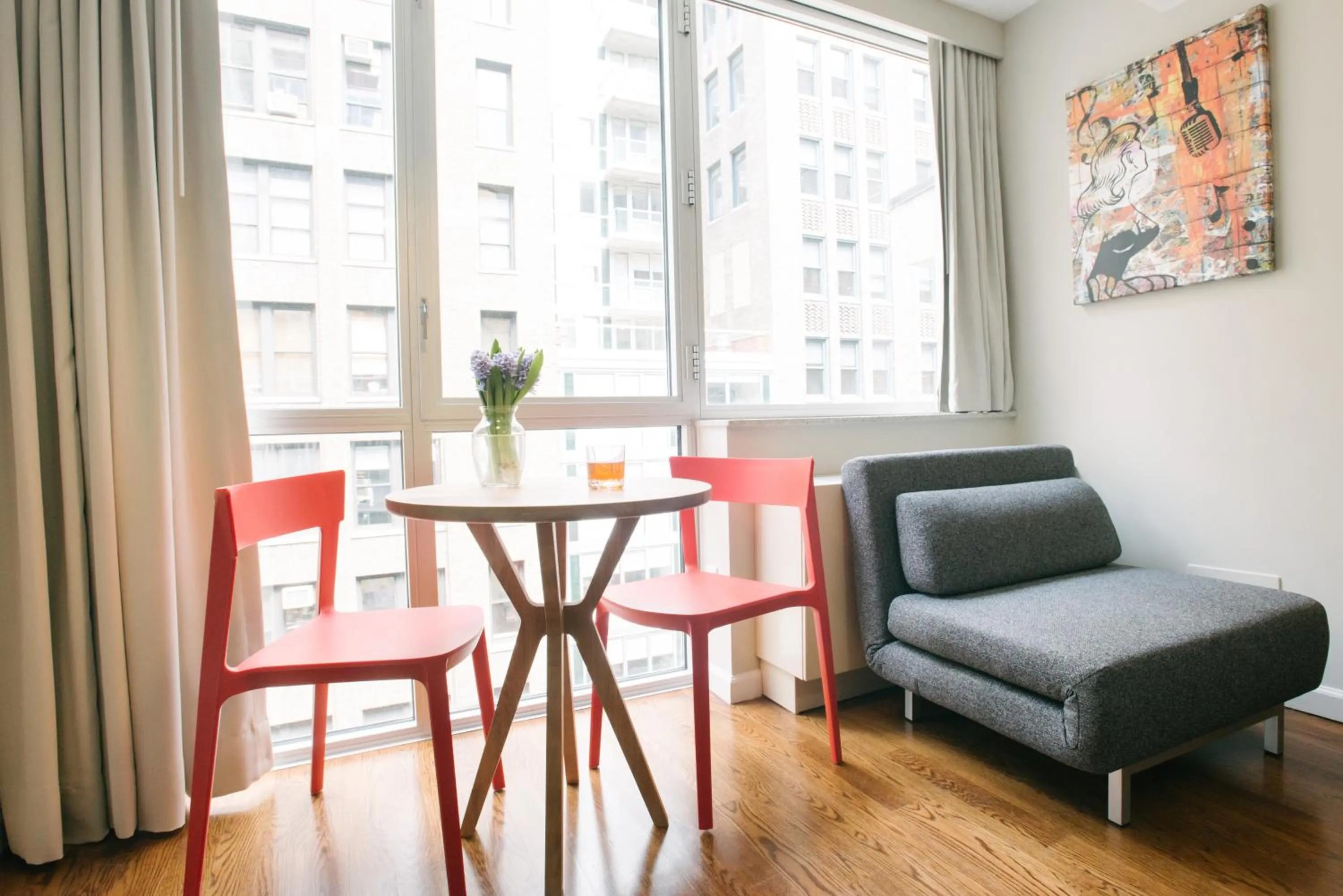 Dining area in Hotel 32 32