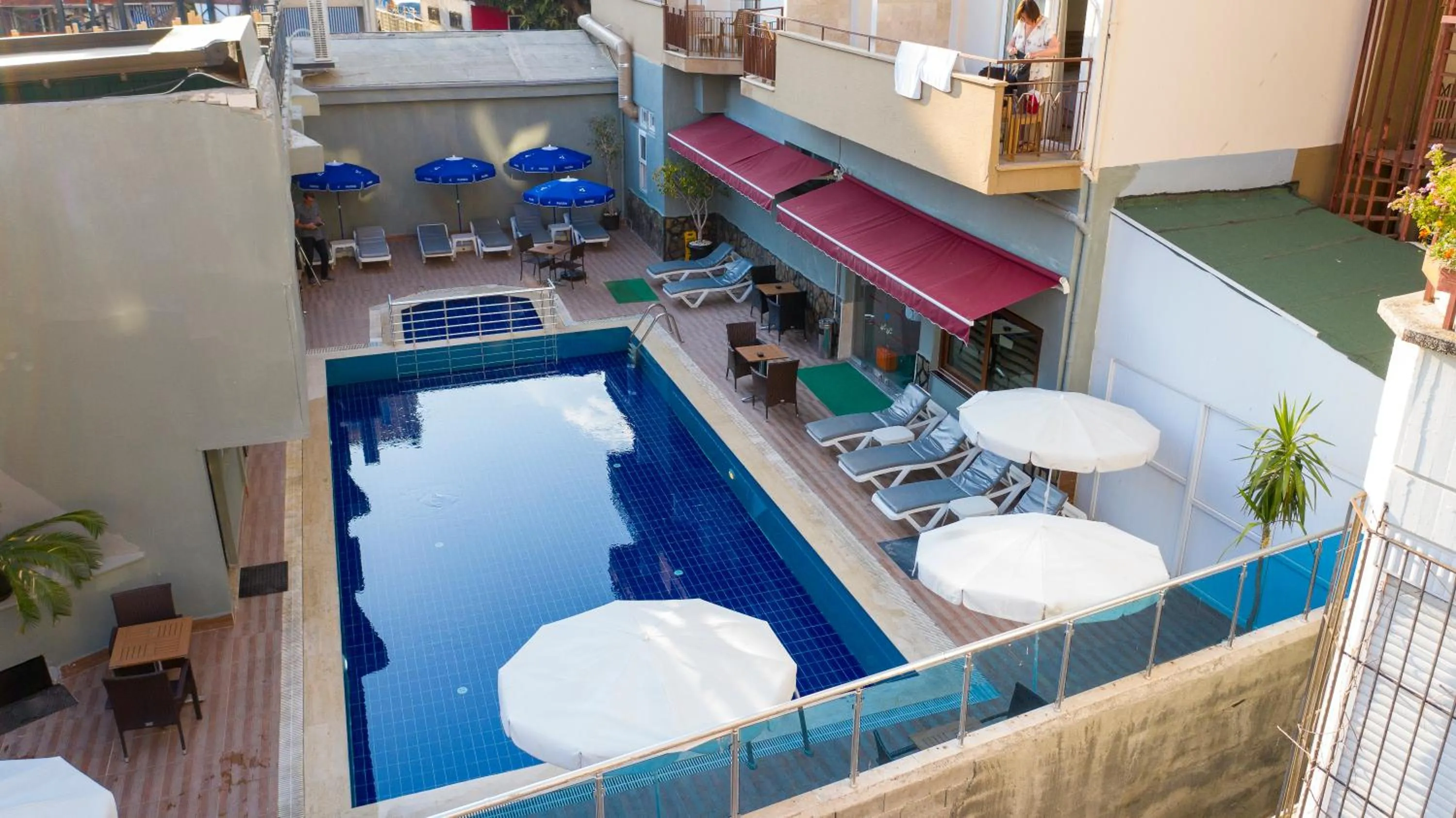 Swimming pool in Aslan Corner Hotel