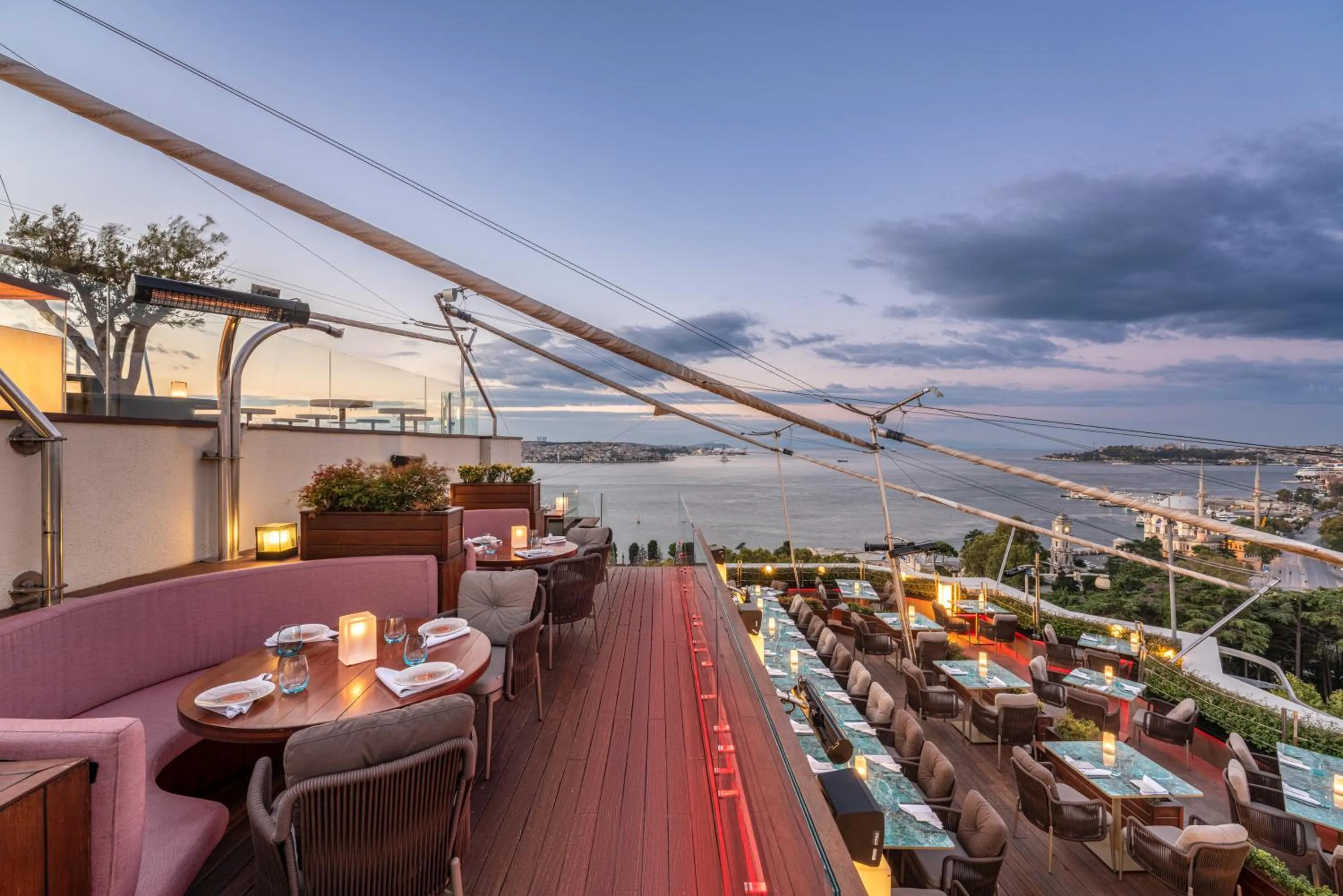 Restaurant/places to eat in Swissotel The Bosphorus Istanbul