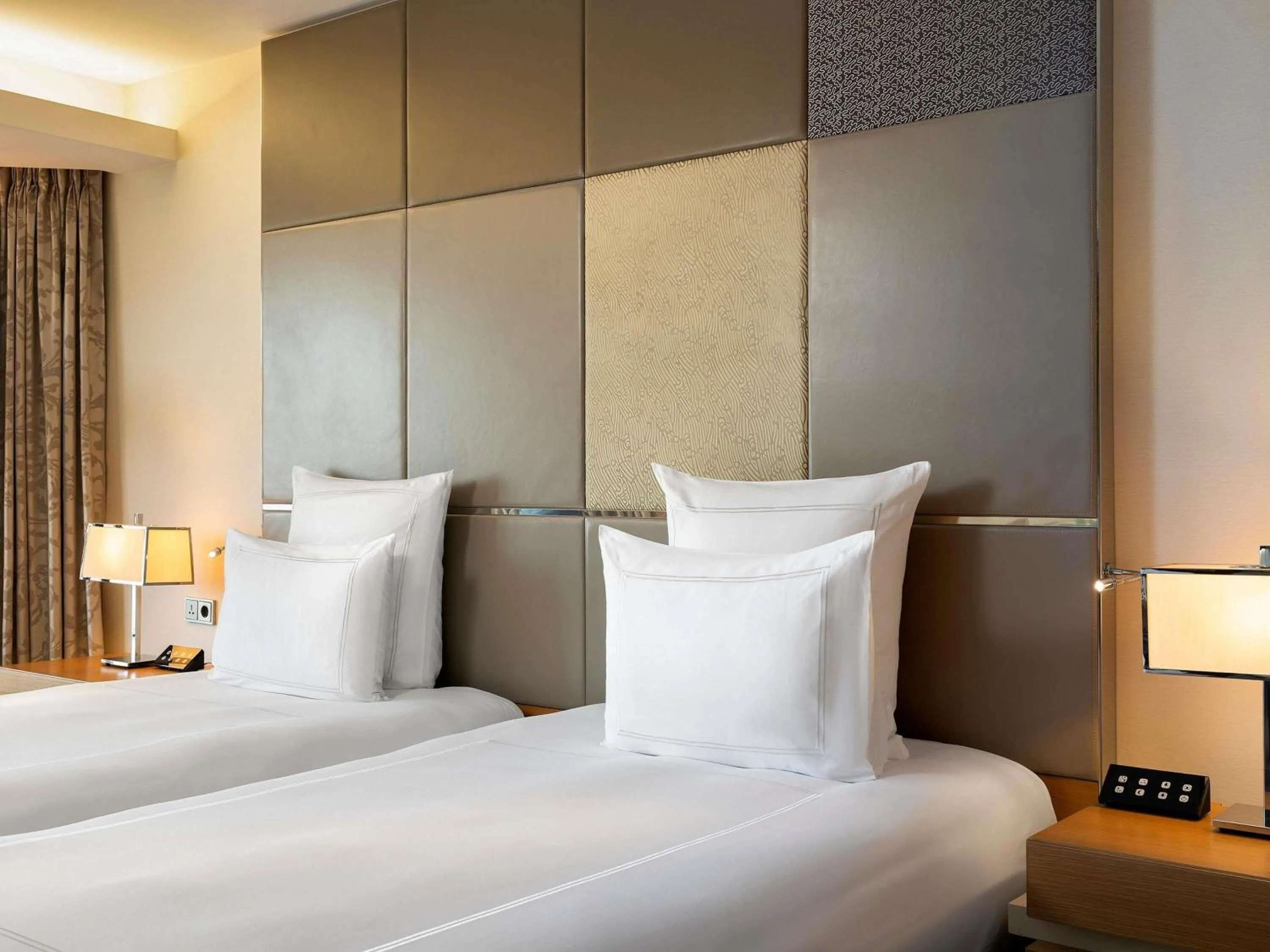 Bedroom, Bed in Swissotel The Bosphorus Istanbul