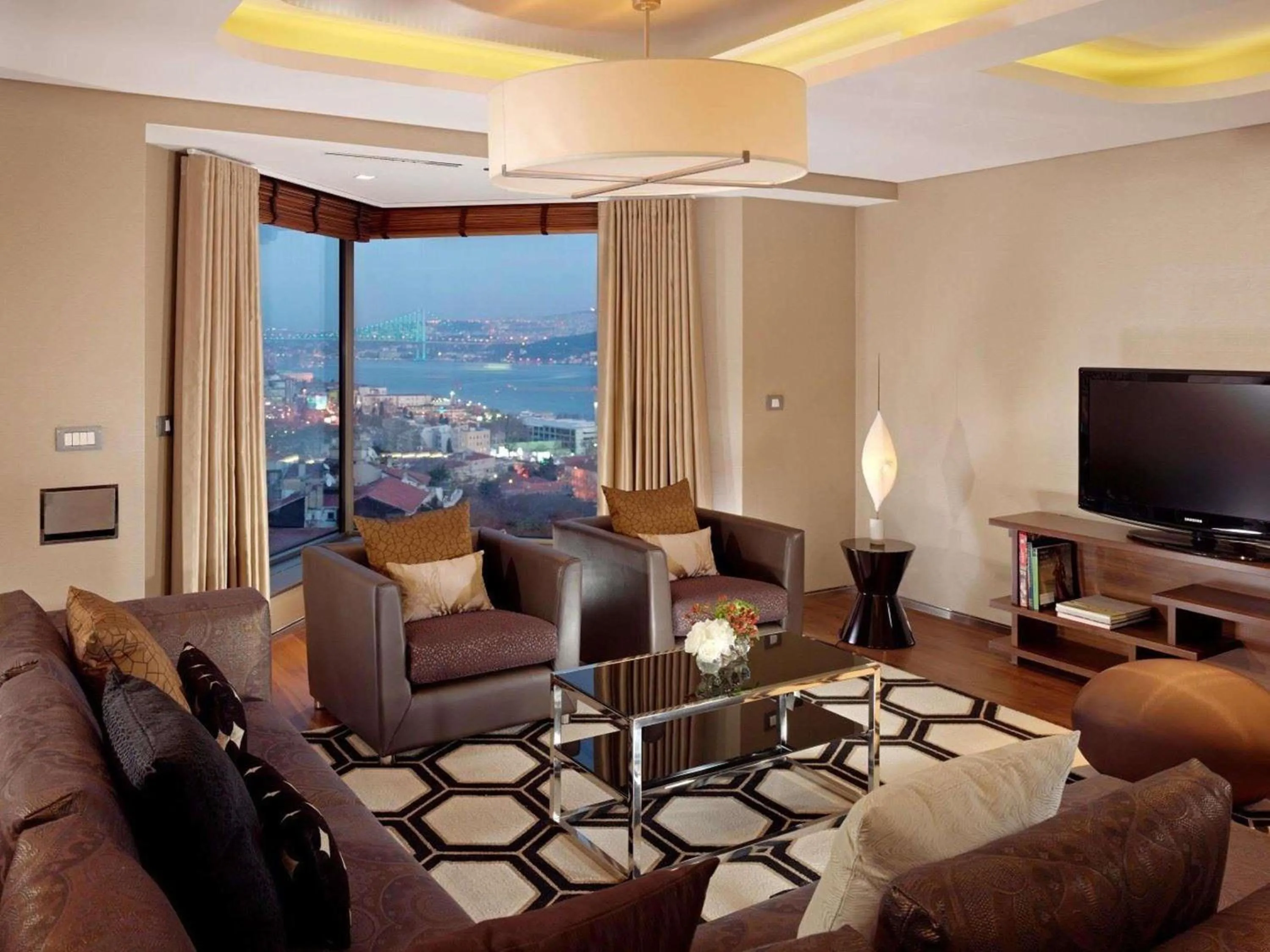 Bedroom in Swissotel The Bosphorus Istanbul