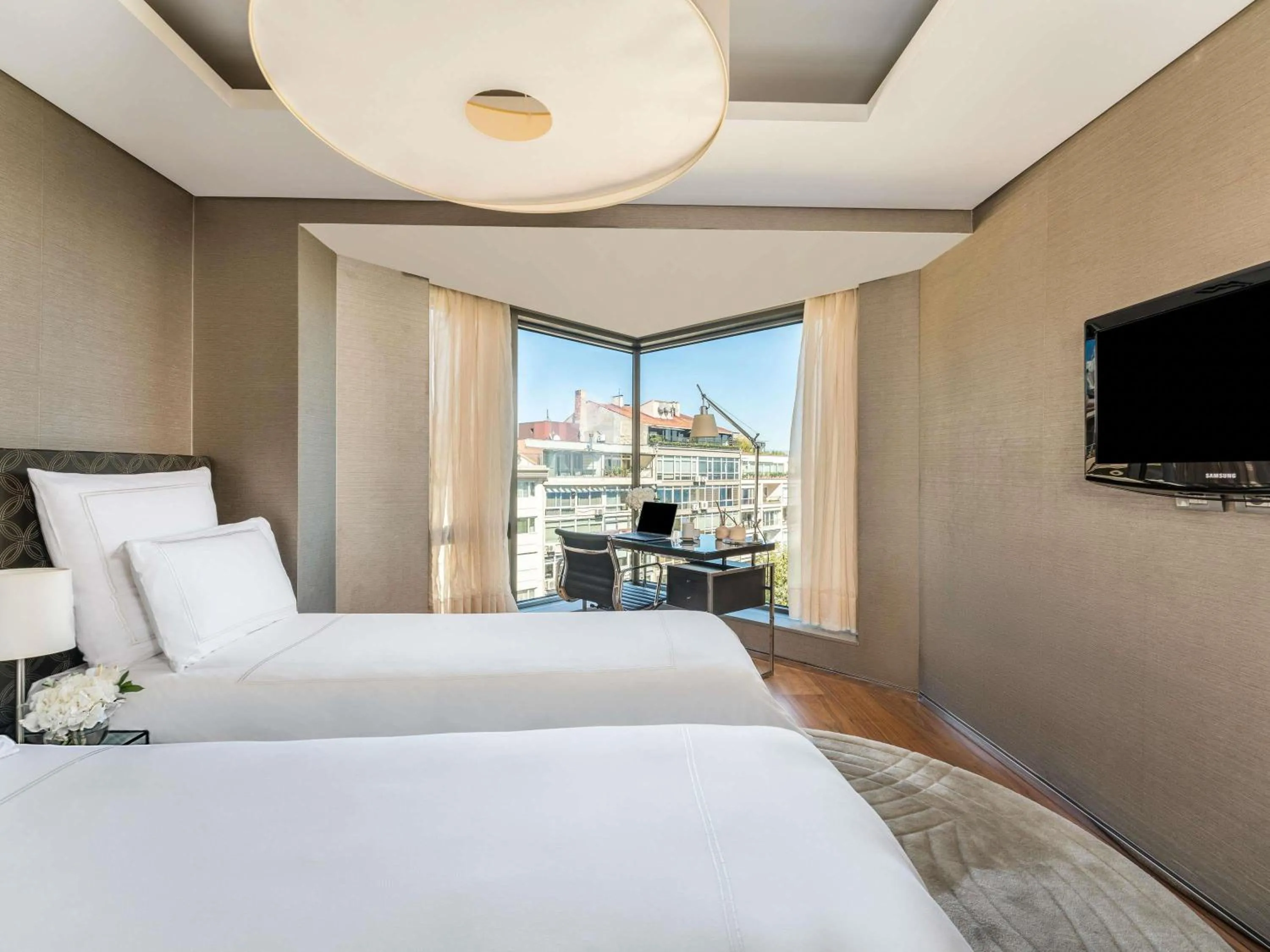 Bedroom, Bed in Swissotel The Bosphorus Istanbul