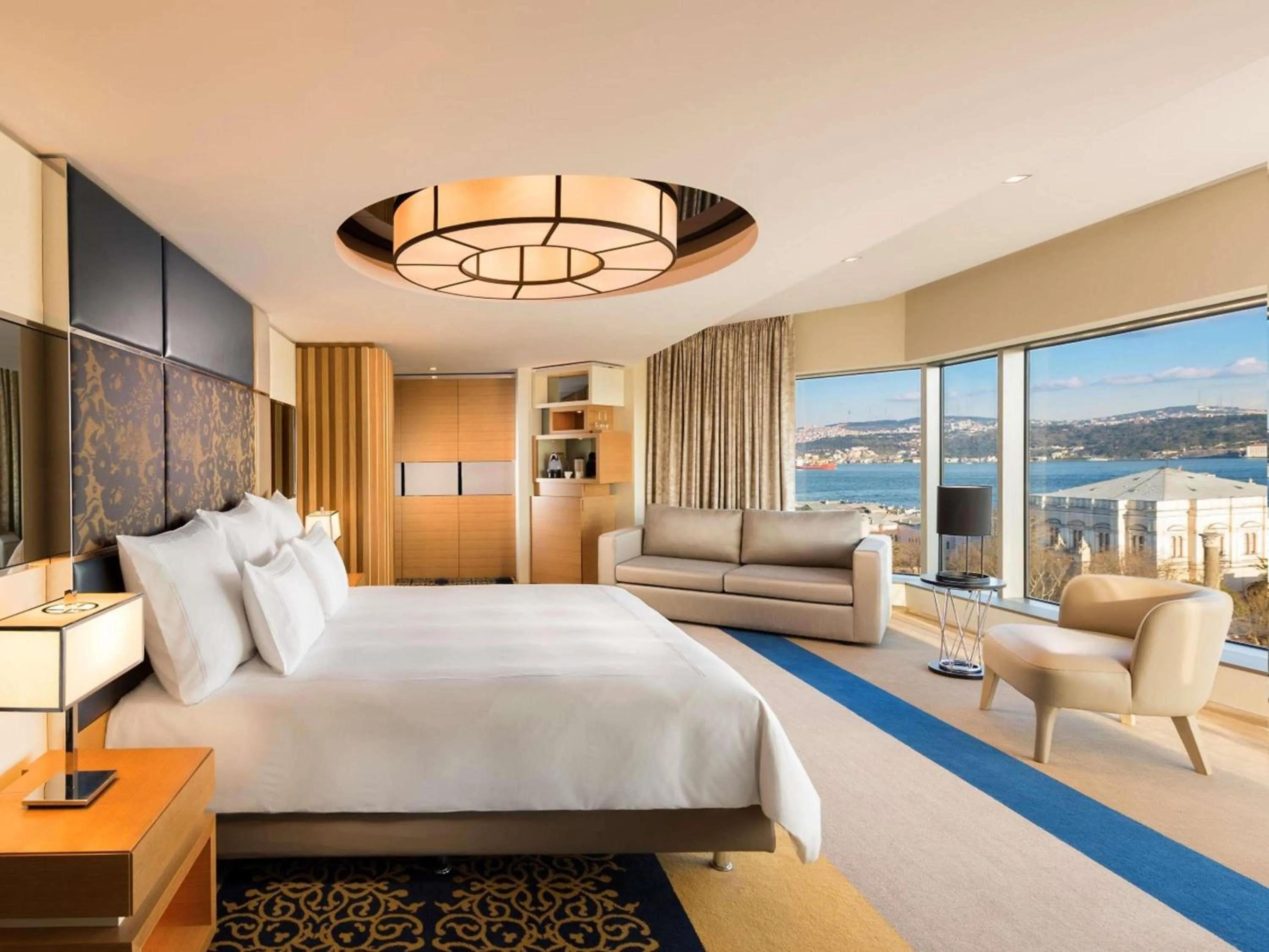 Bedroom, Bed in Swissotel The Bosphorus Istanbul