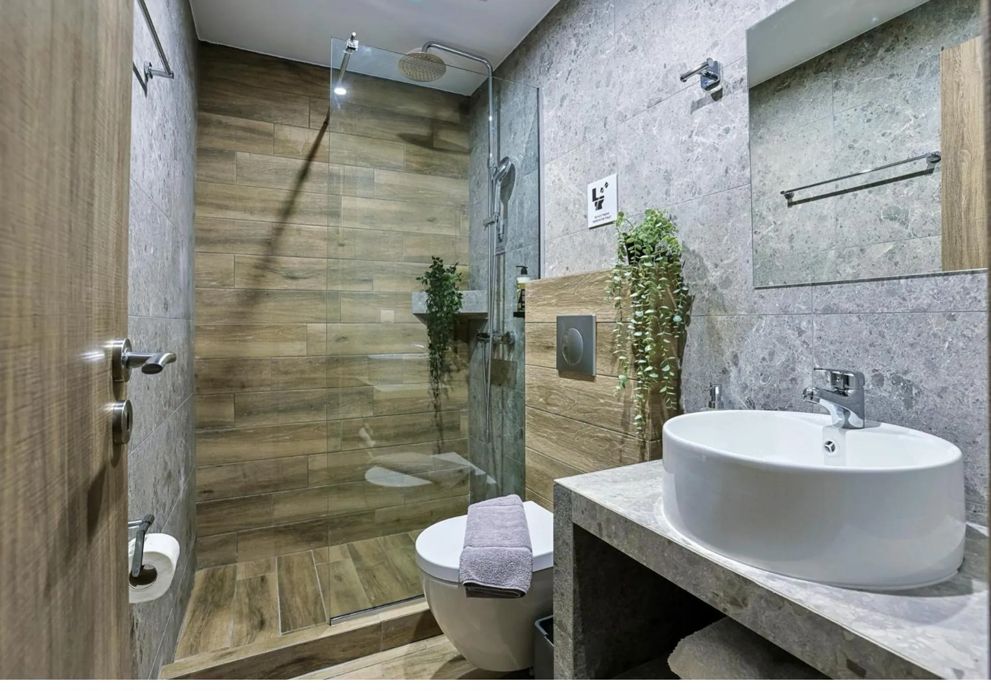 Raise Averof Serviced Apartments