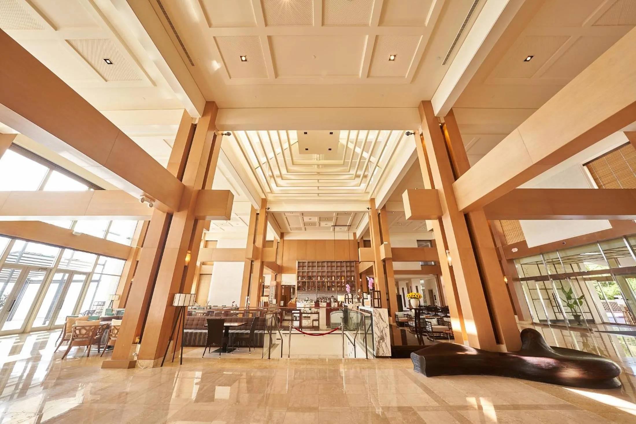 Lobby or reception in Lotte Hotel Guam