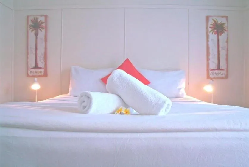 Bedroom, Bed in Byron Palms Guesthouse & Spa - Adults Only