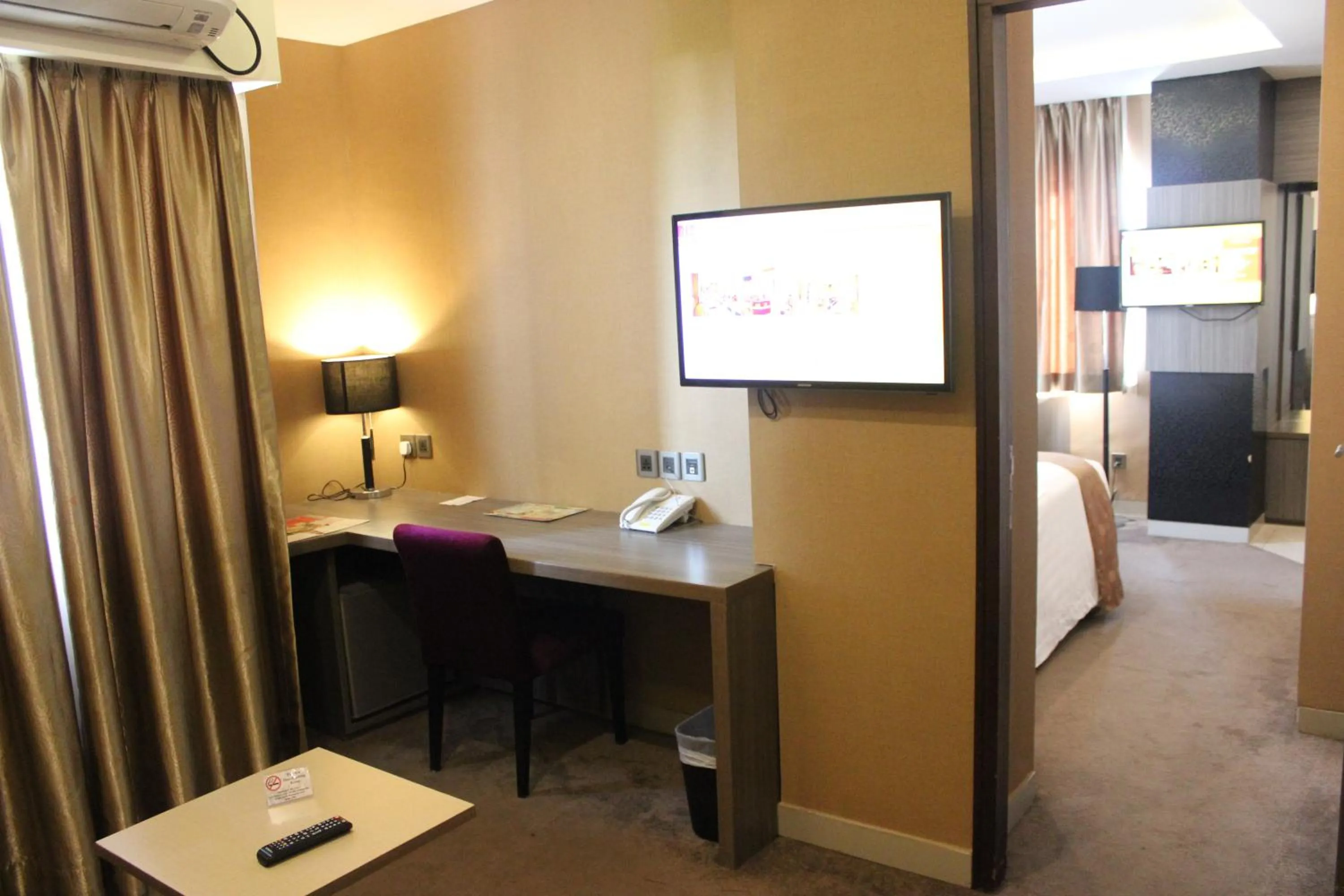 Bed in Biz Hotel Batam