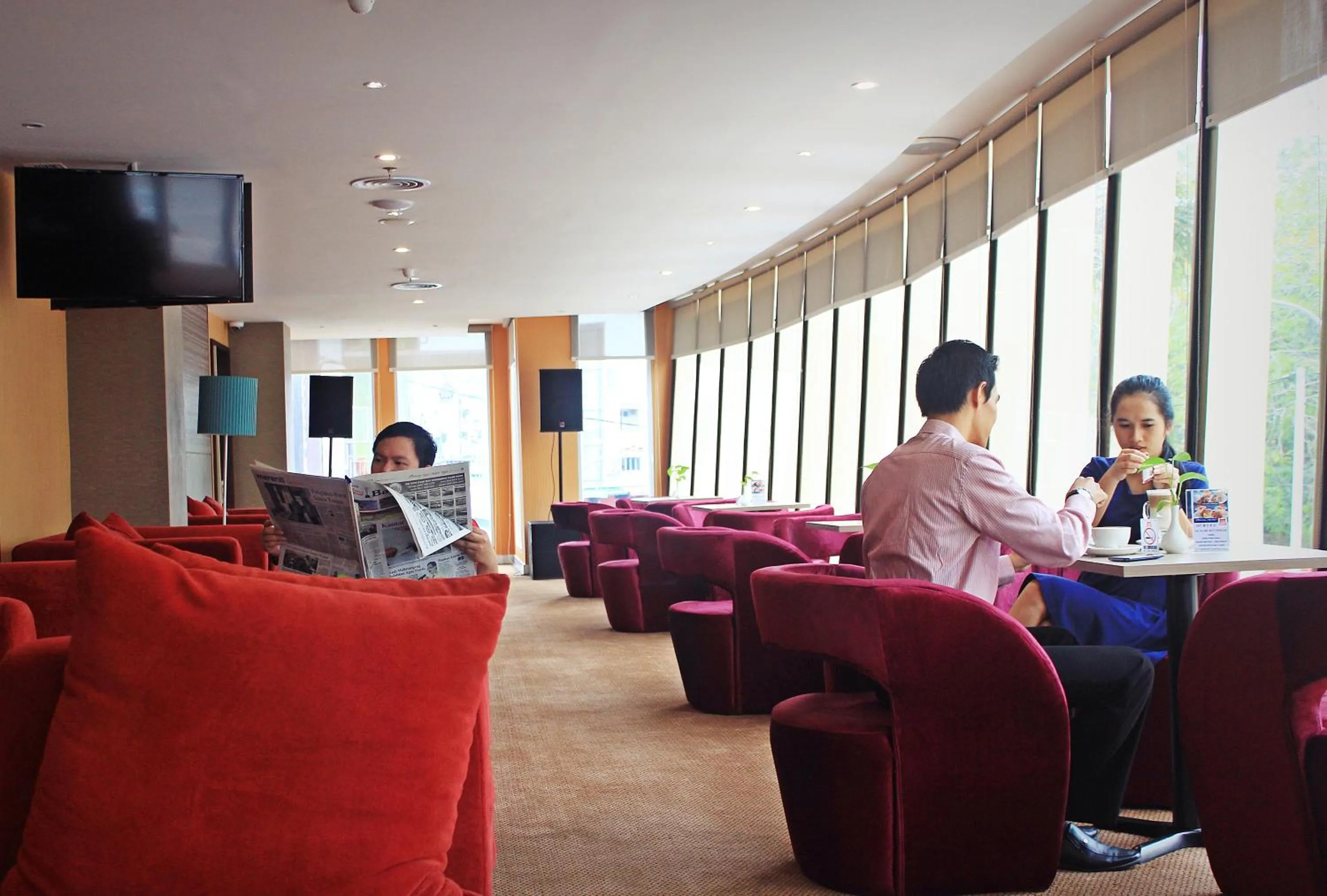 Lounge or bar in Biz Hotel Batam