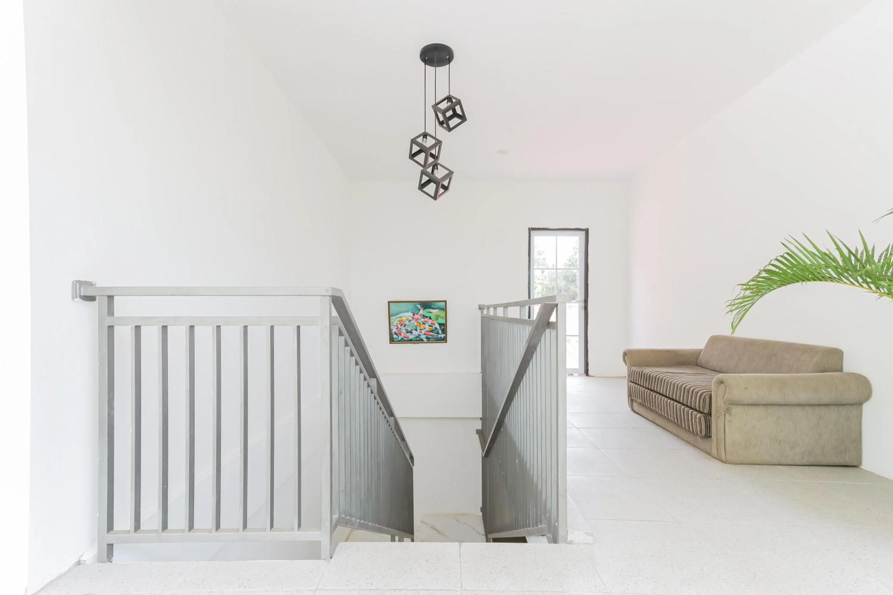 Seating area, Bed in RedDoorz near RSUD Banten Serang