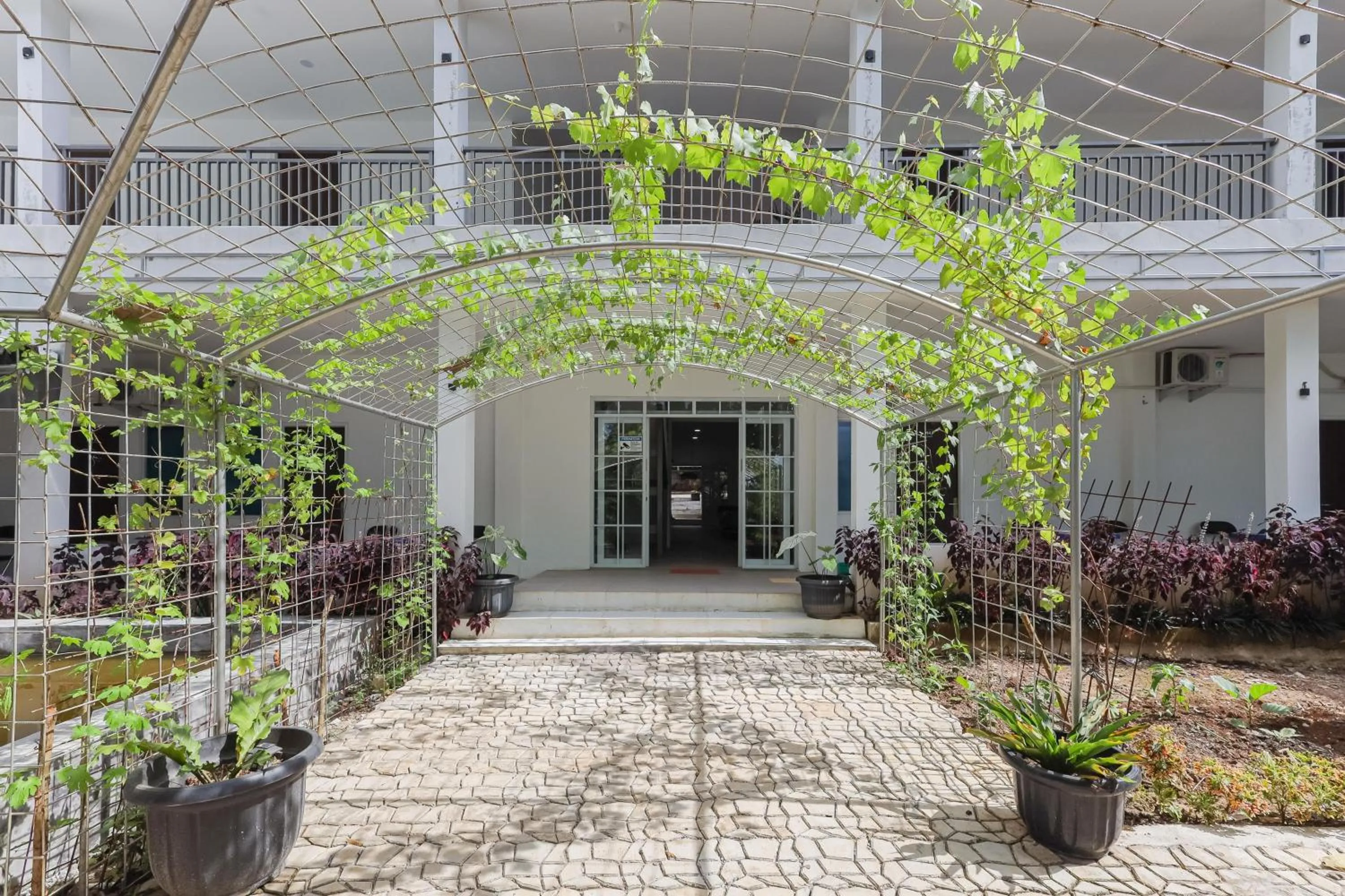 Property building in RedDoorz near RSUD Banten Serang