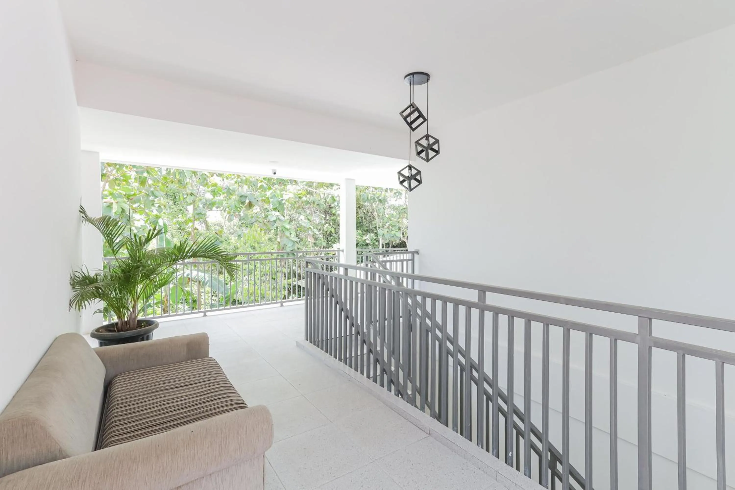 Balcony/Terrace in RedDoorz near RSUD Banten Serang