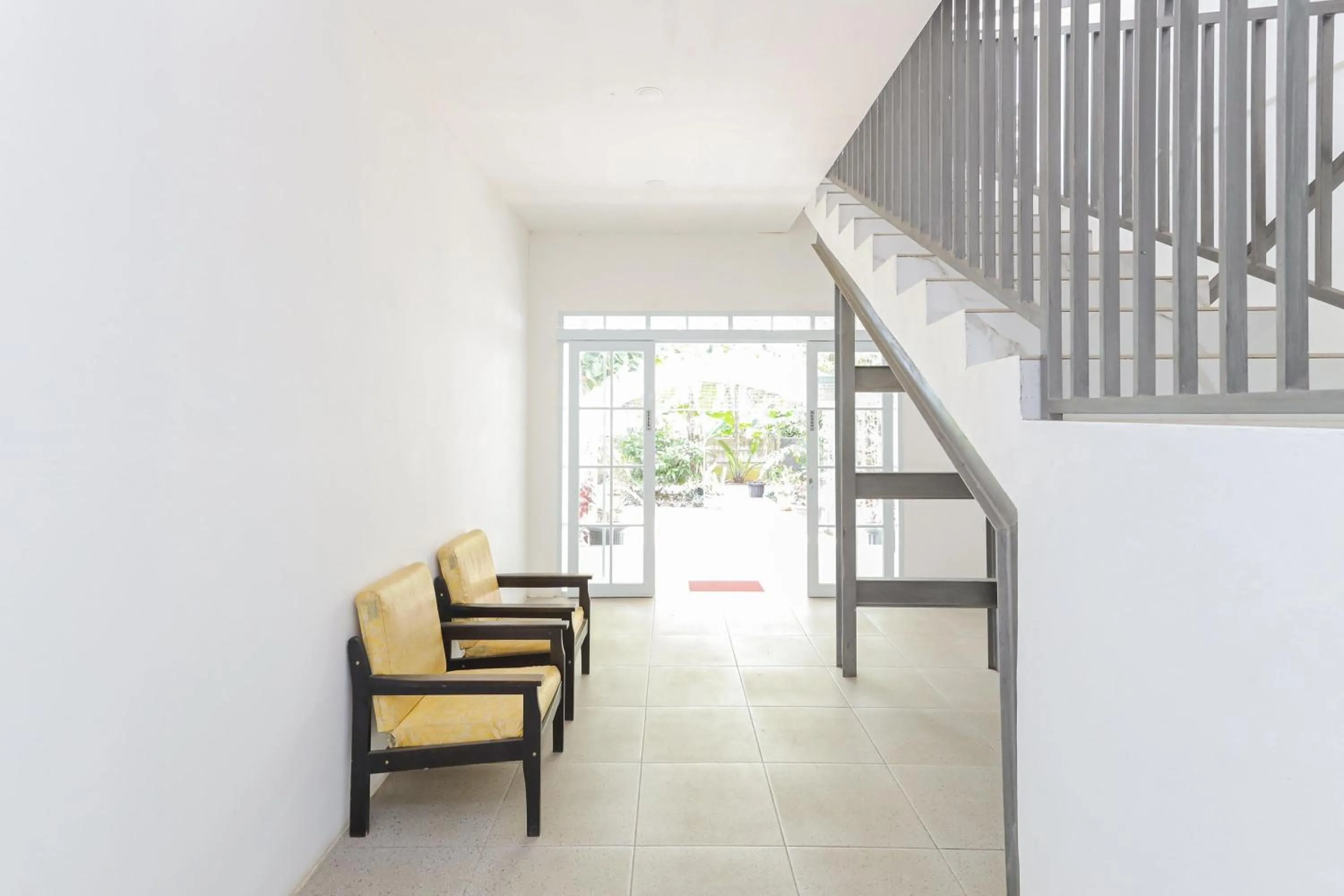 Living room in RedDoorz near RSUD Banten Serang