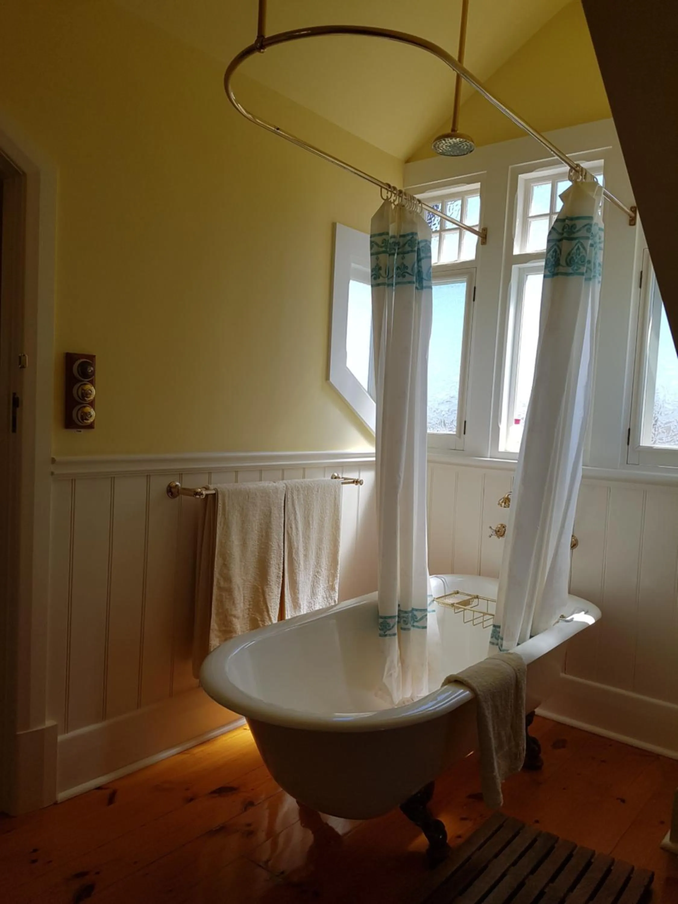 Bathroom in Water Bay Villa Bed & Breakfast