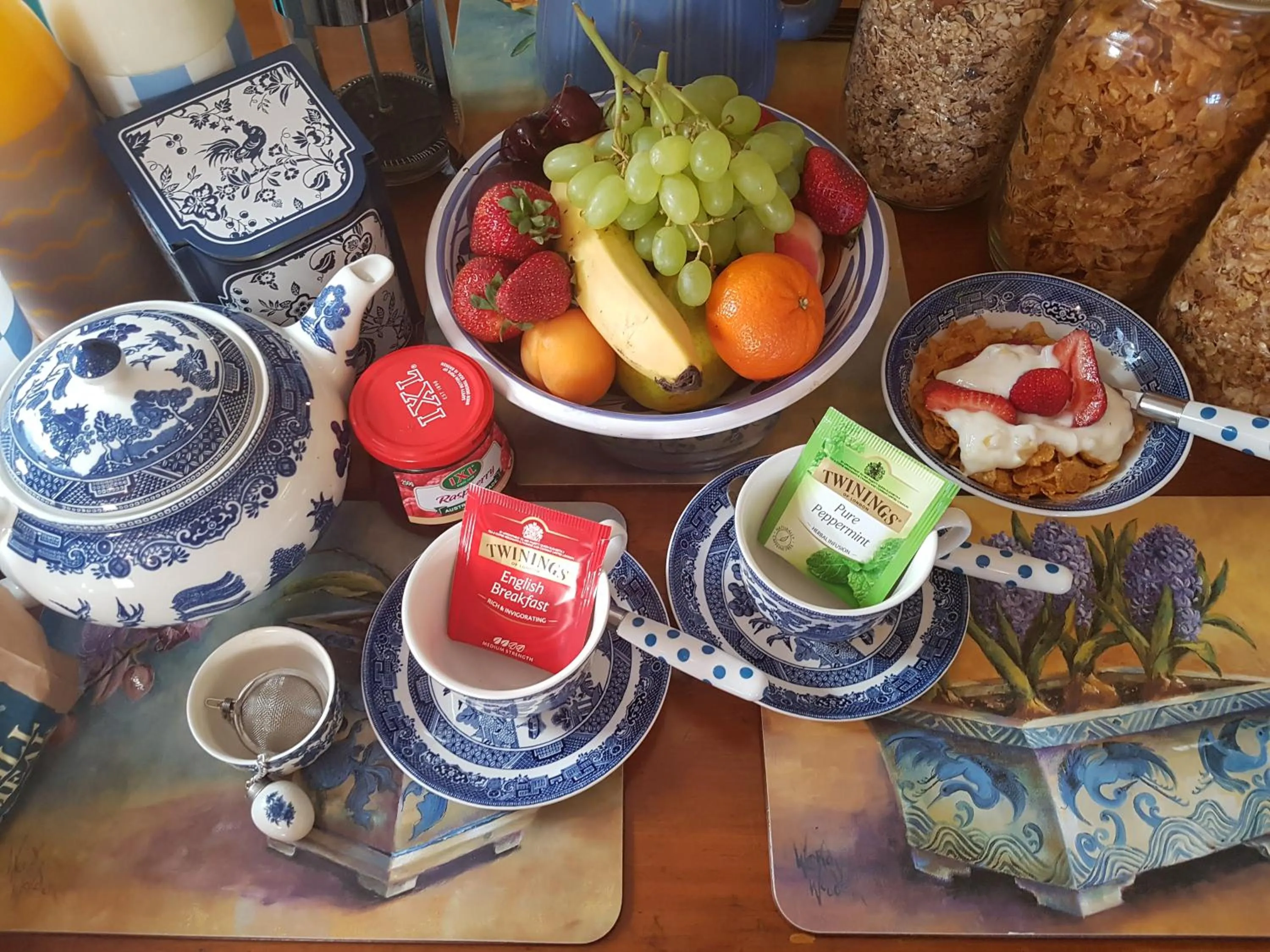 Breakfast in Water Bay Villa Bed & Breakfast