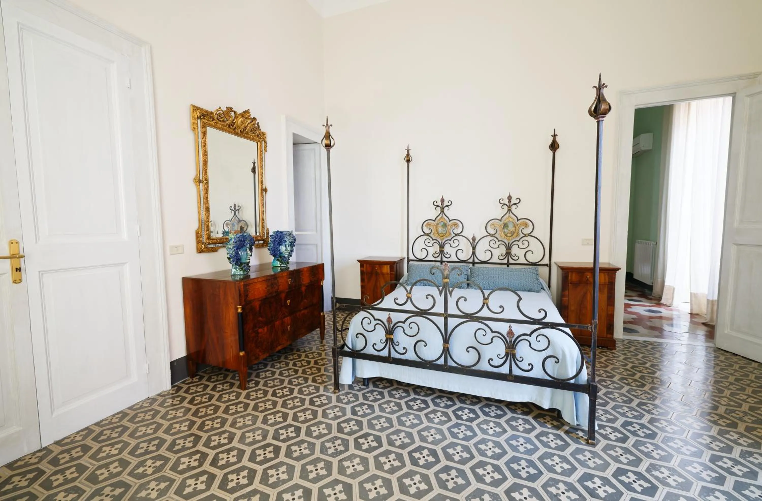 Bed in Maison Canopée