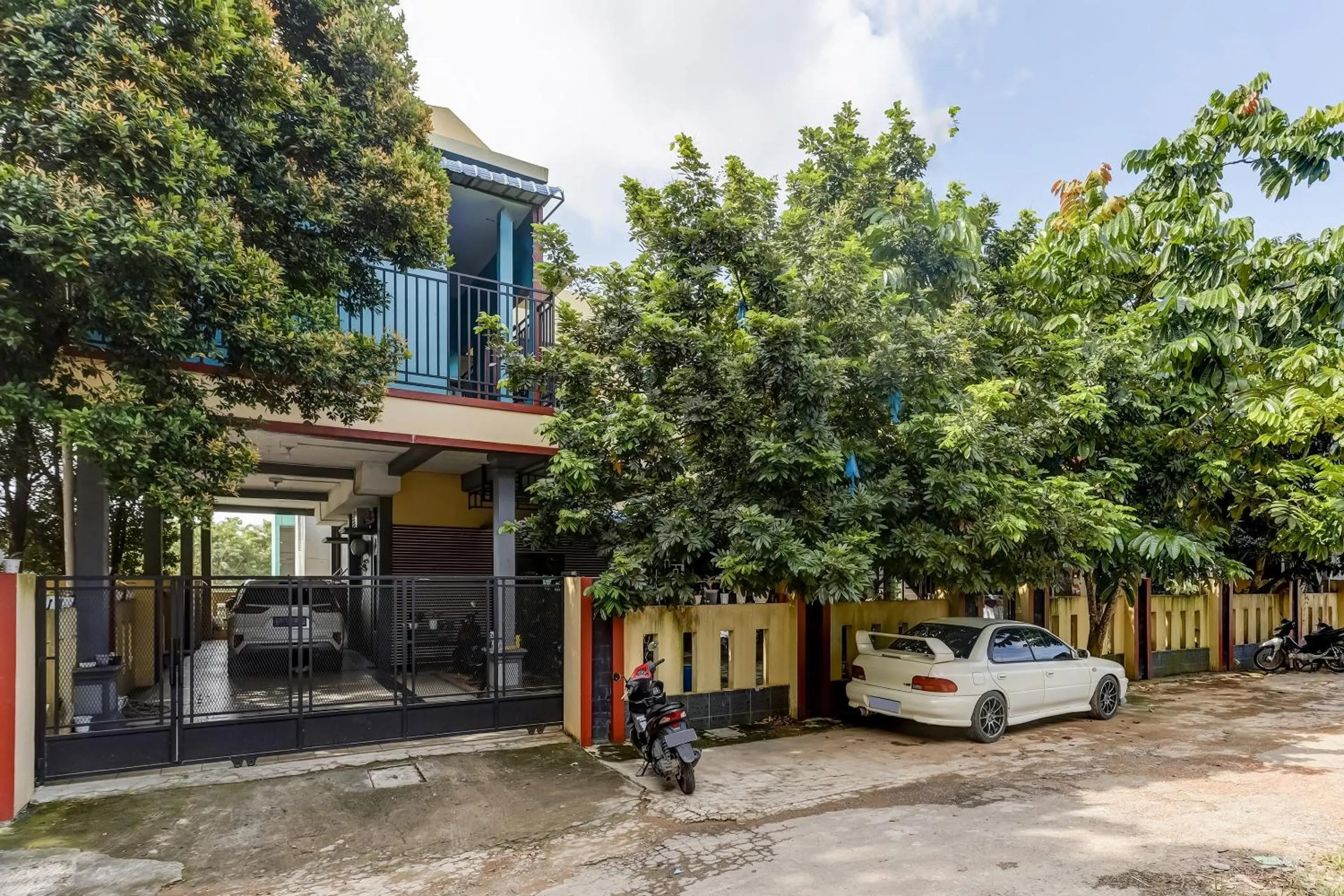 Facade/entrance in Hotel O Rumah Cantik Homestay Syariah
