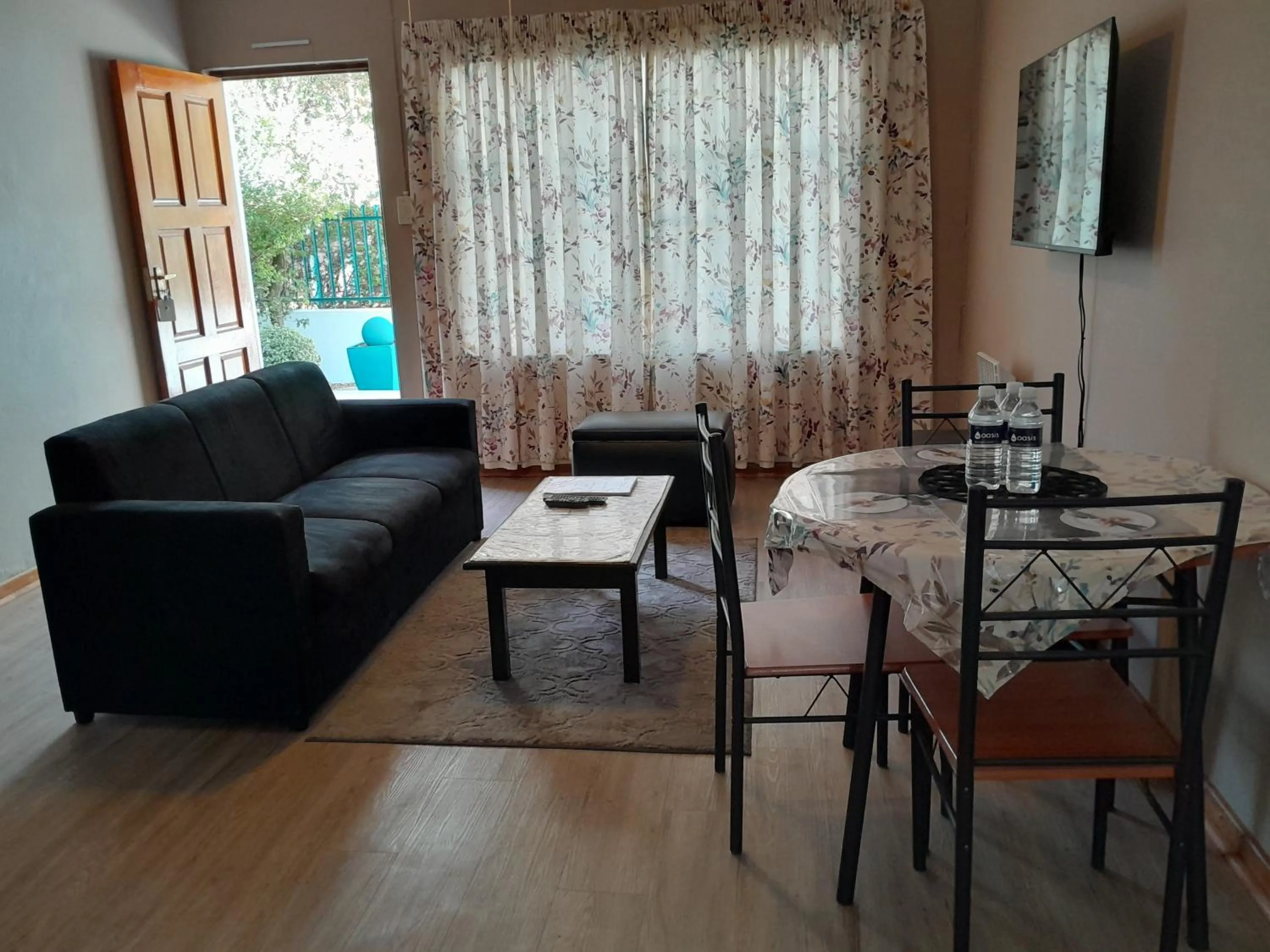 Property building in Obesa Lodge