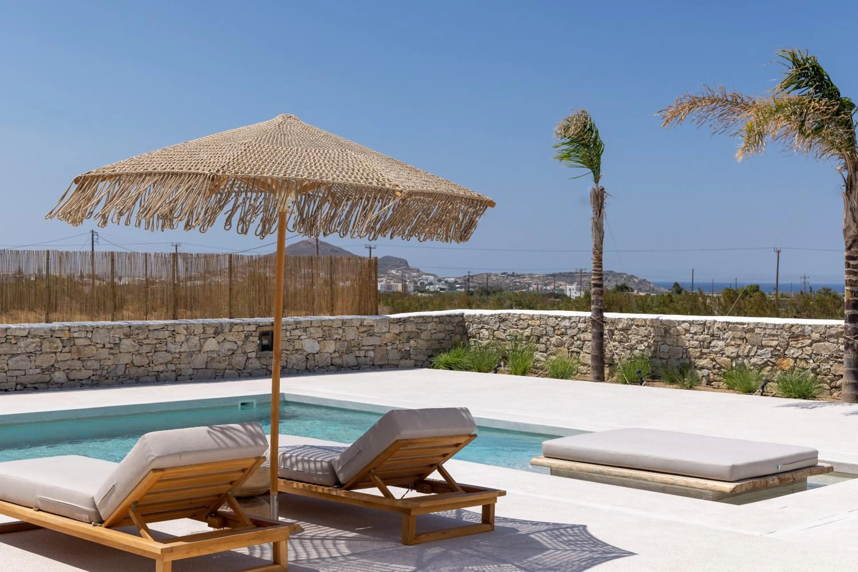 Swimming pool in Cocopalm Villas Naxos