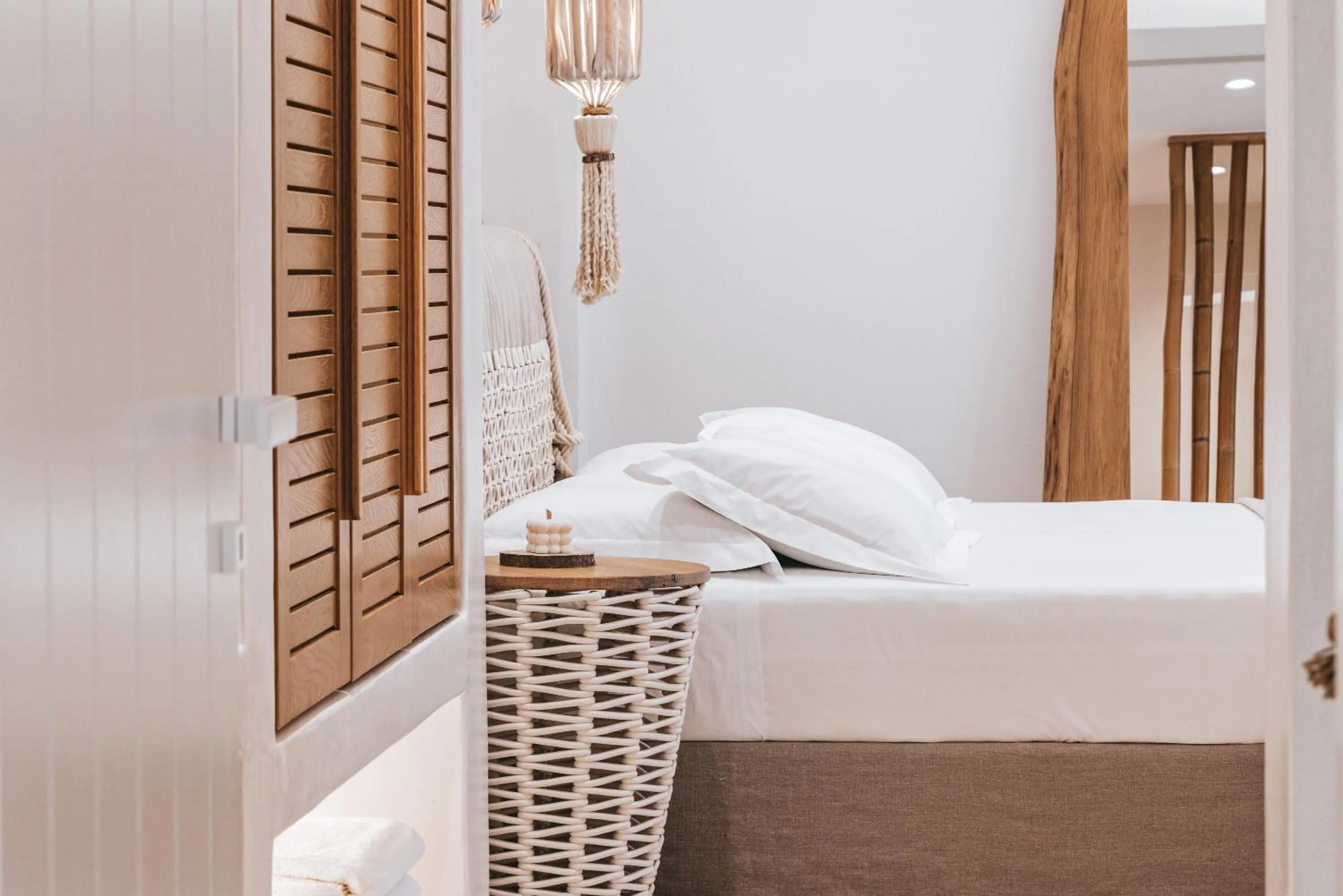 Bedroom, Bed in Cocopalm Villas Naxos