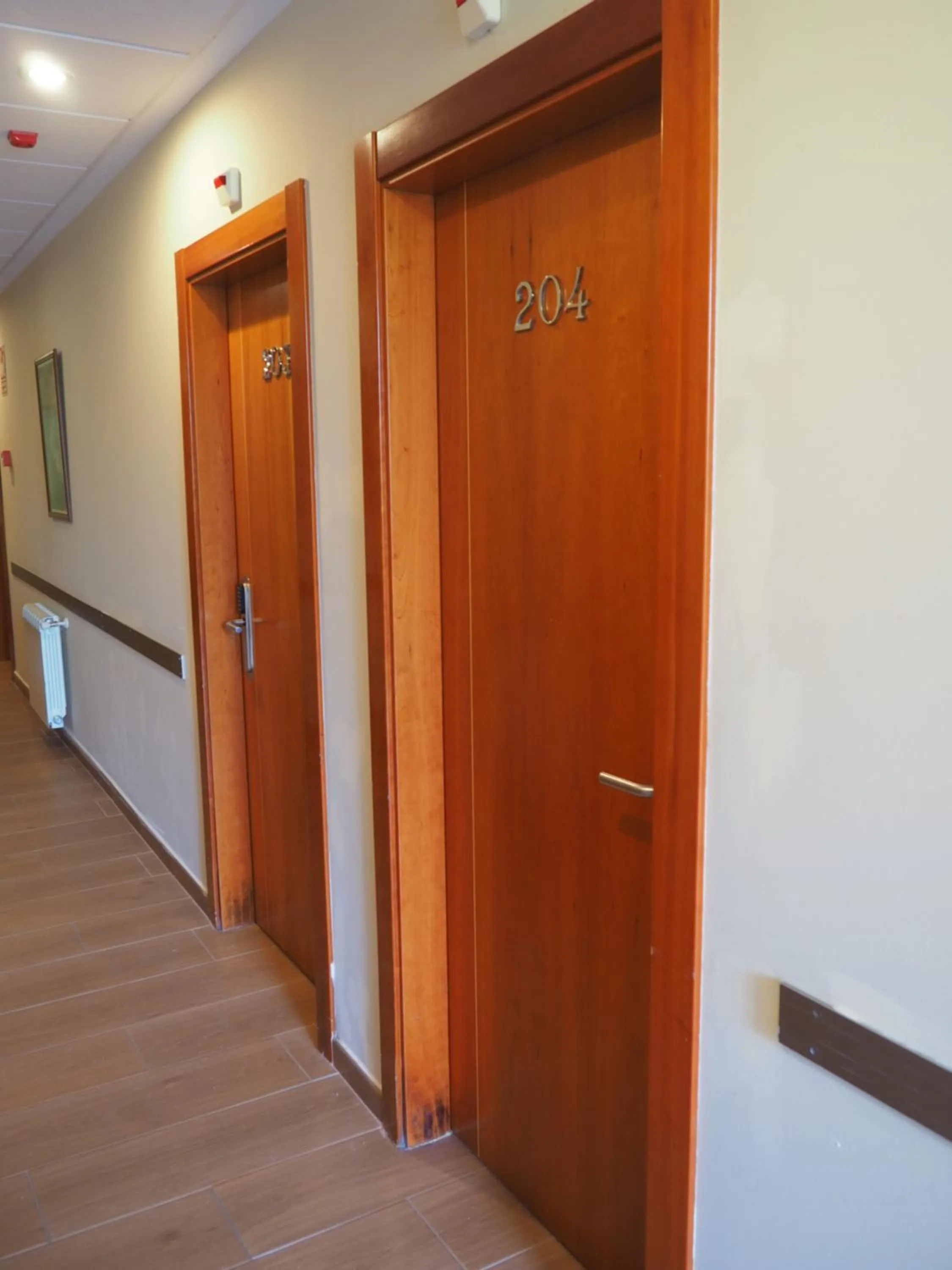 Property building in Ele Mirador de Santa Ana