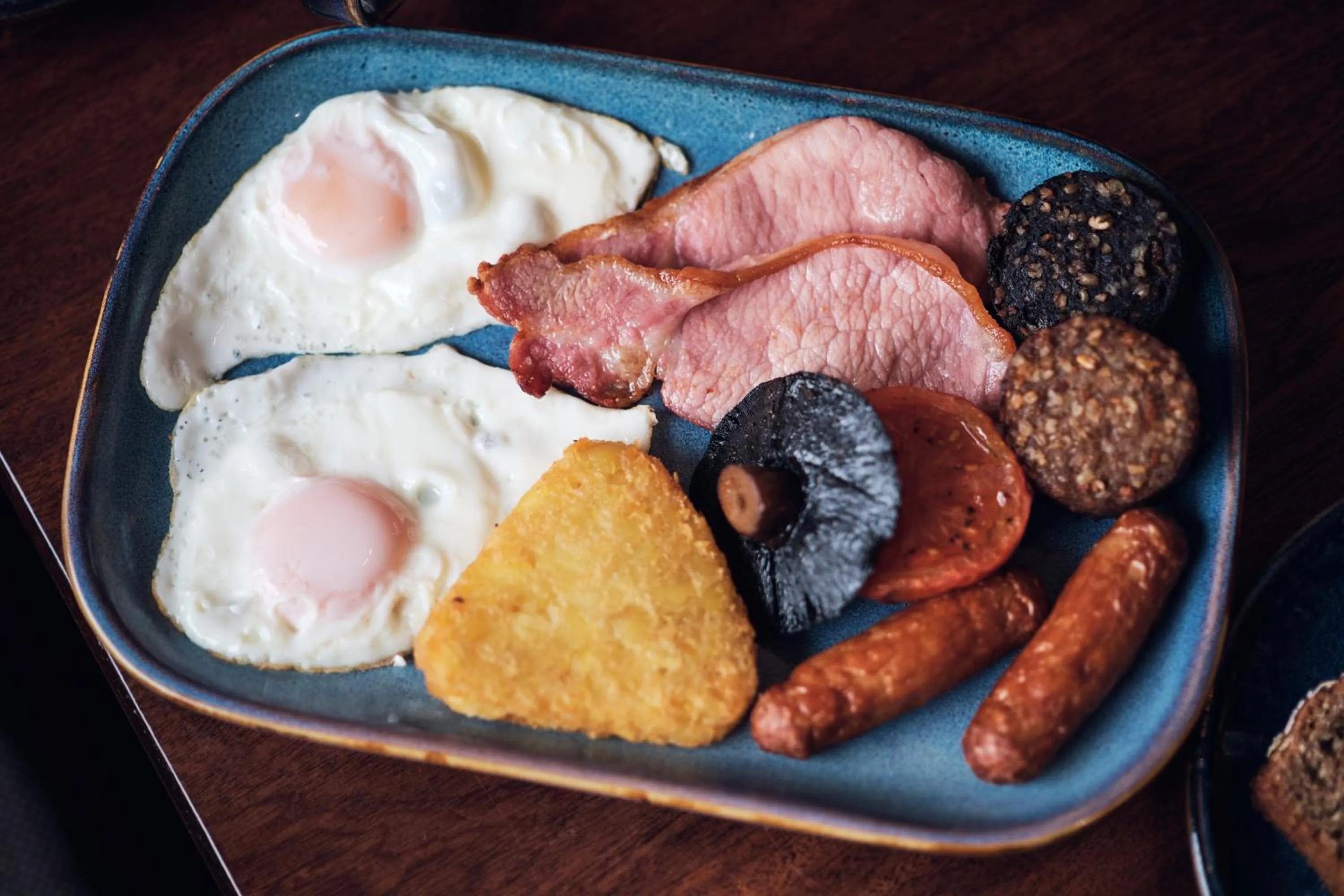 Breakfast in Murphy's Pub and Bed & Breakfast