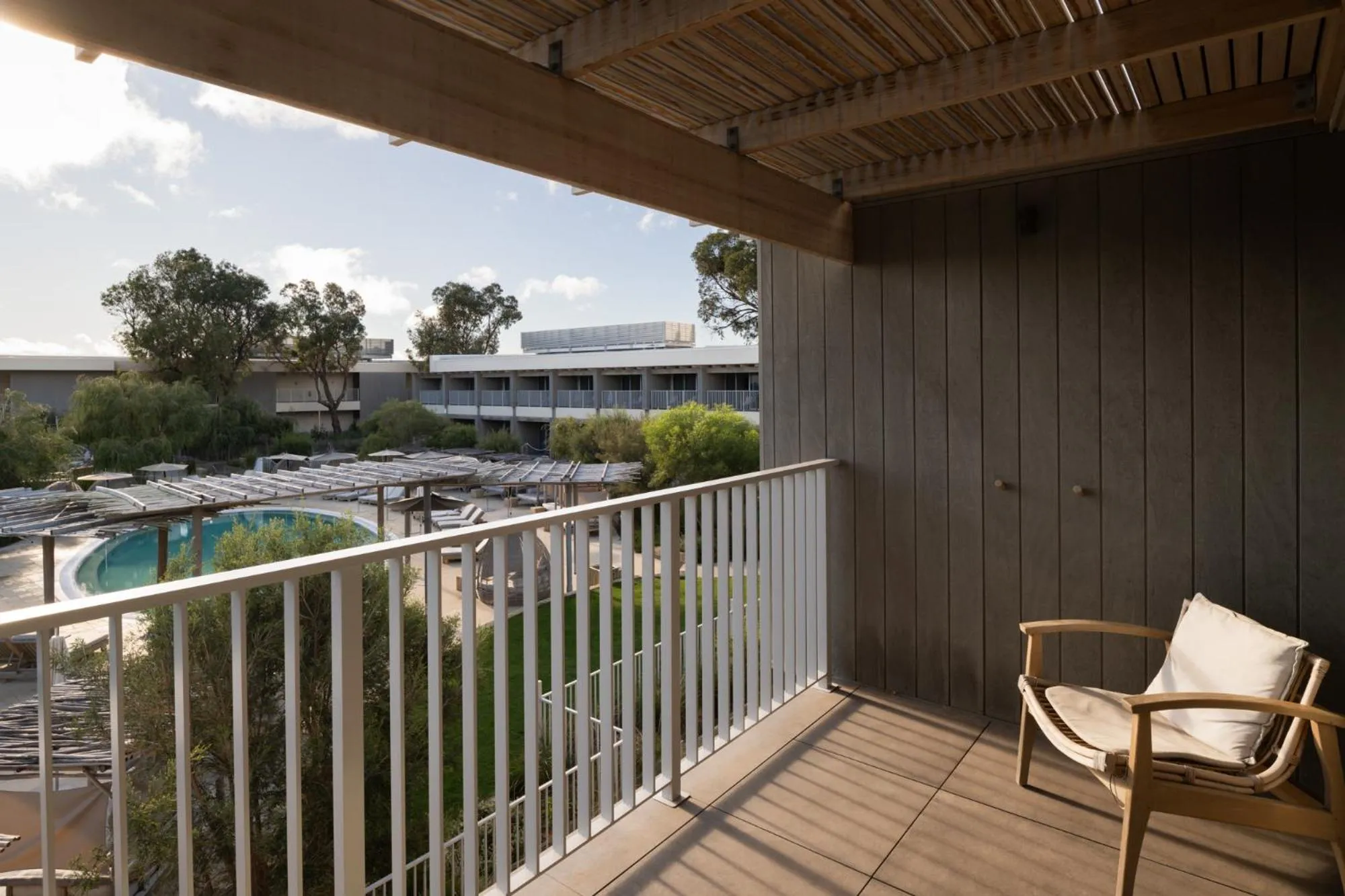 Pool view in Samphire Rottnest