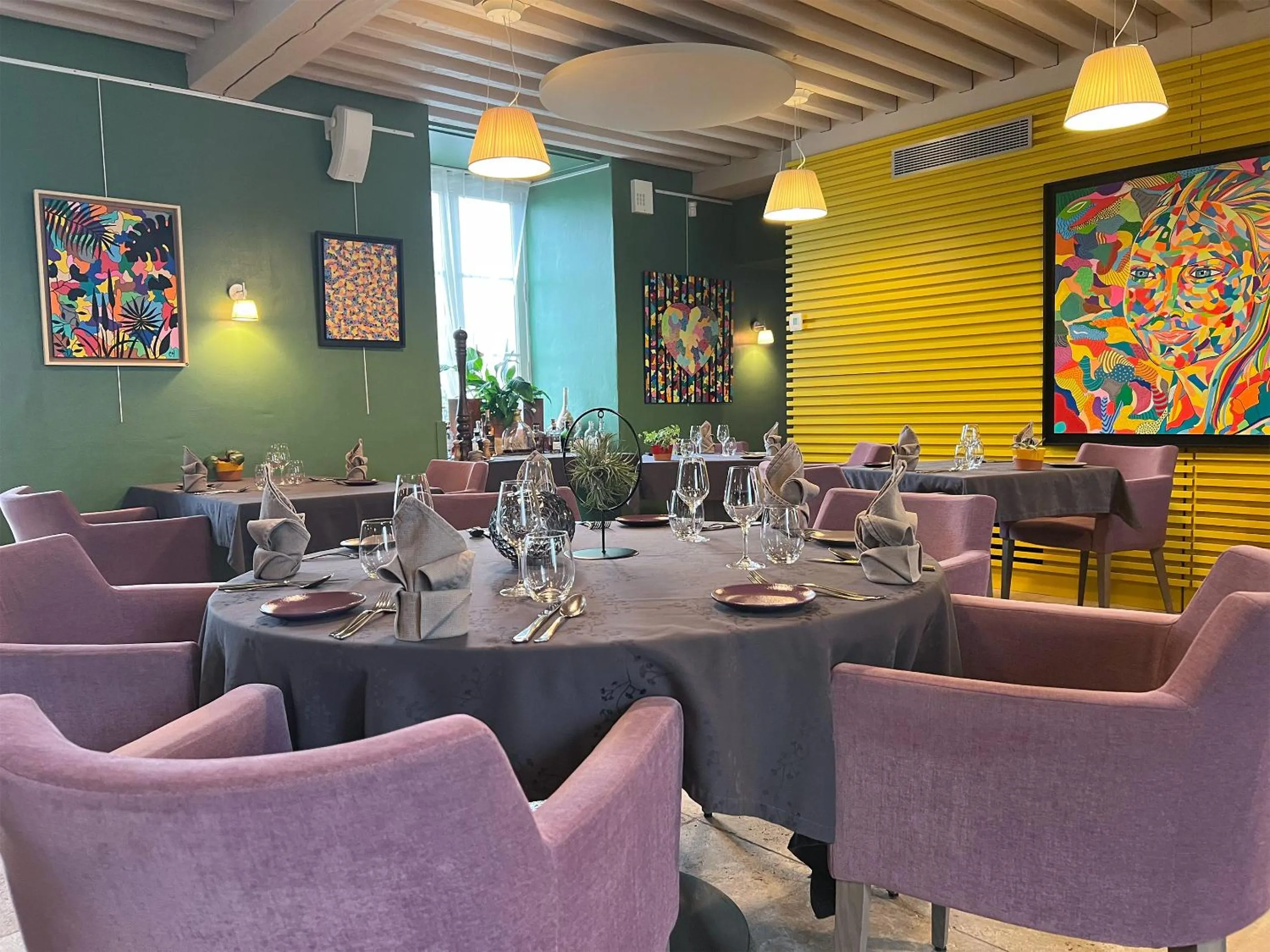 Restaurant/places to eat in Château du Bost - Teritoria