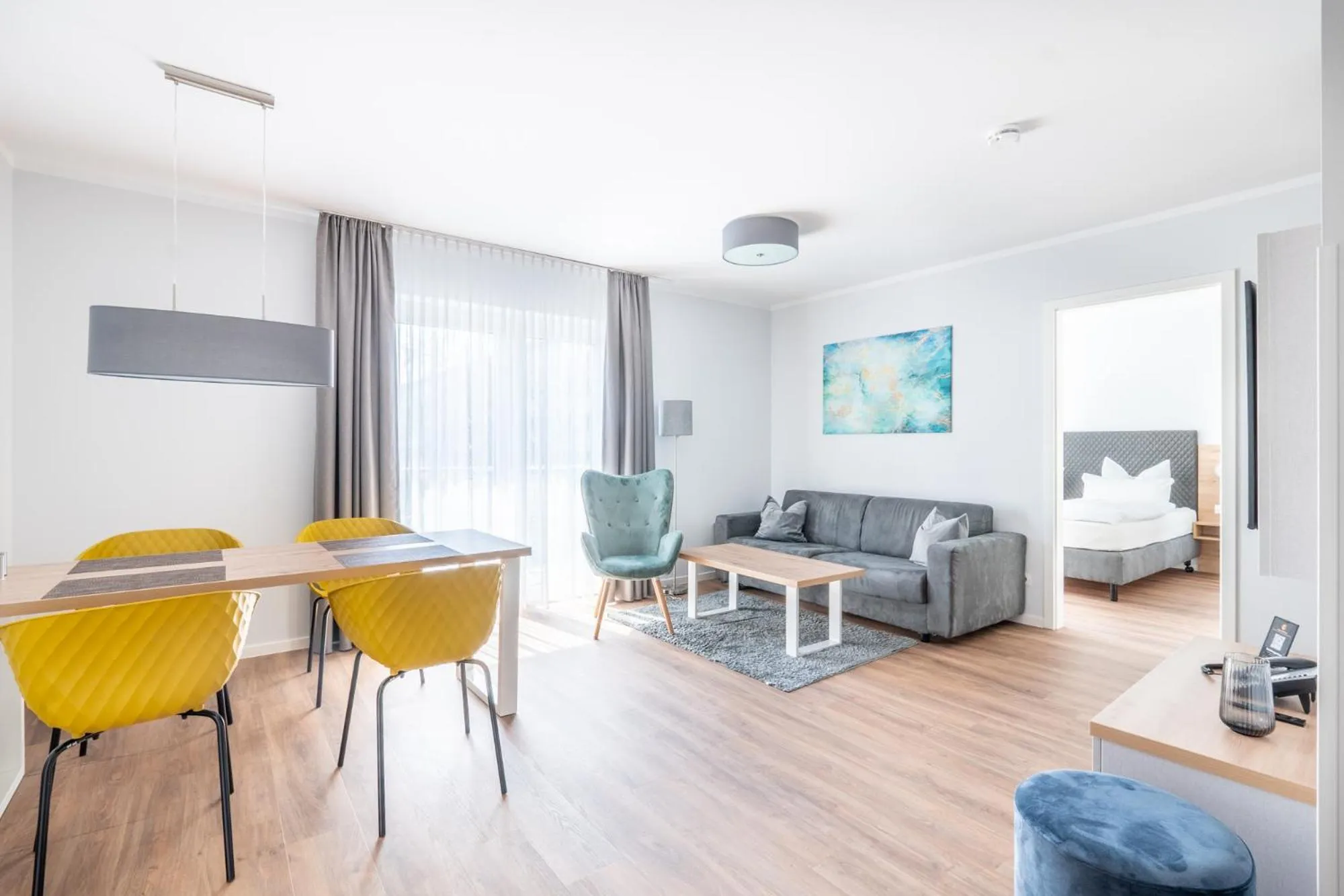 Photo of the whole room, Bed in Sporthotel Neuruppin - Apartmenthaus mit Ferienwohnungen