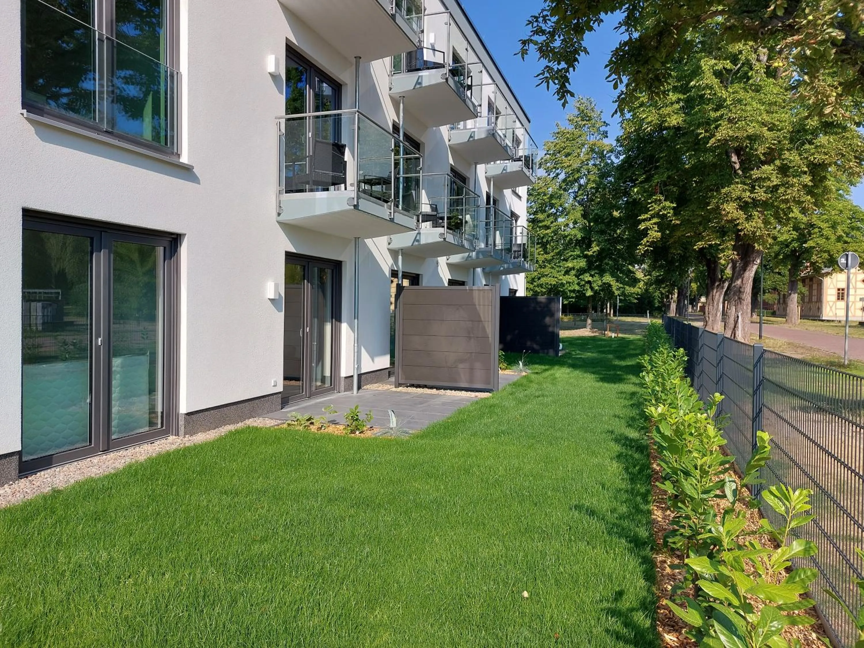 Property building in Sporthotel Neuruppin - Apartmenthaus mit Ferienwohnungen