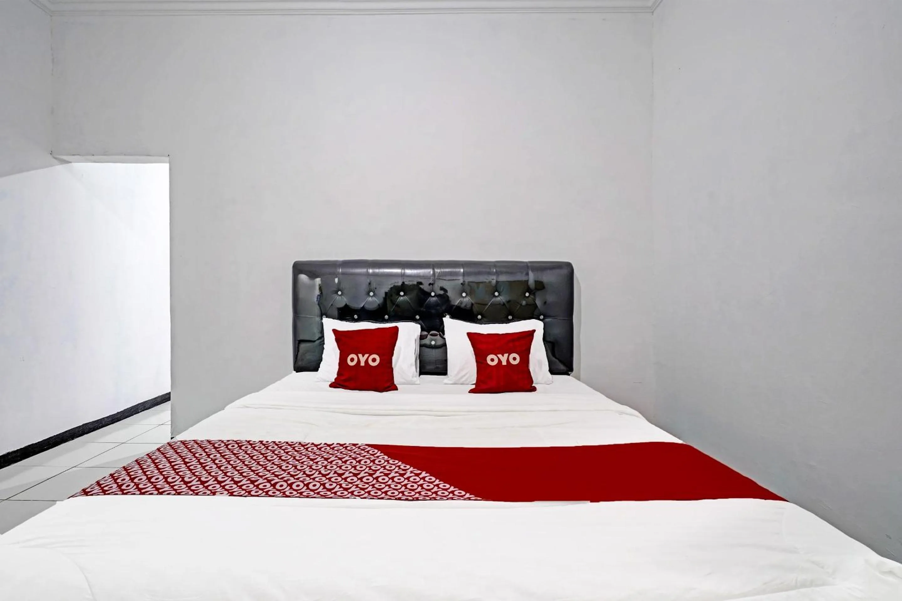 Bedroom, Bed in OYO 91334 Permata Papua Guest House