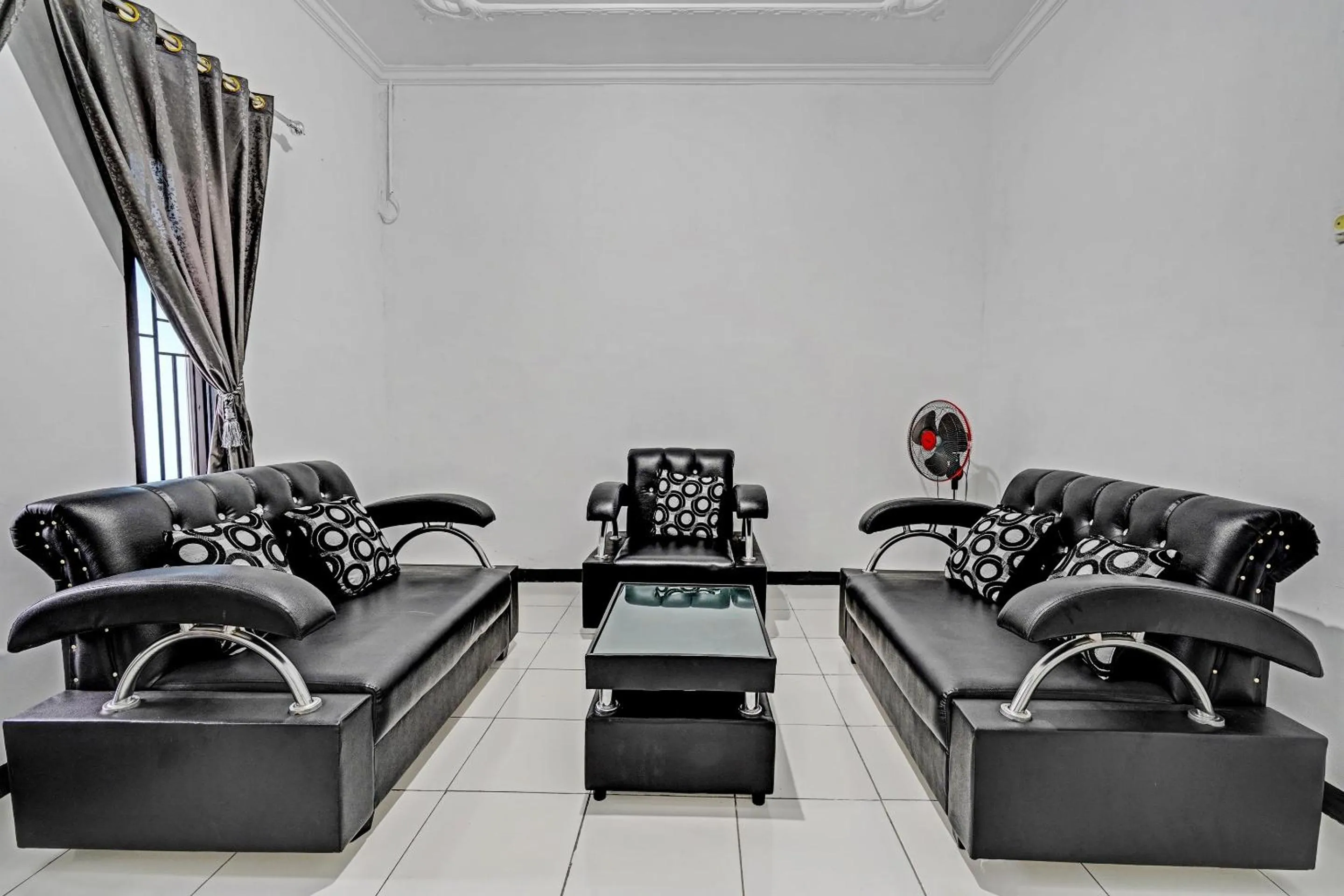 Lobby or reception in OYO 91334 Permata Papua Guest House