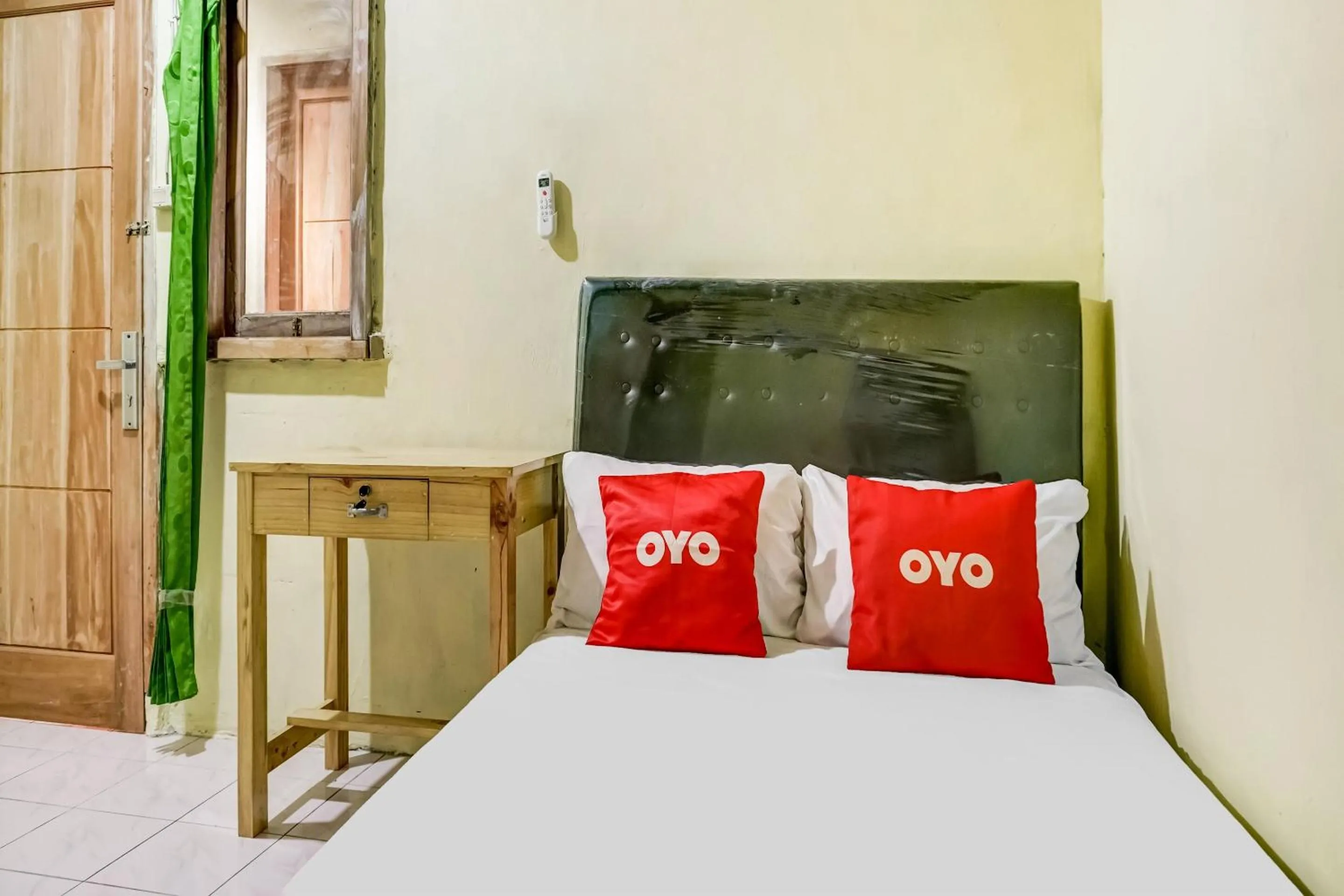 Bedroom, Bed in OYO Life 91335 Micheline Family 2 Syariah