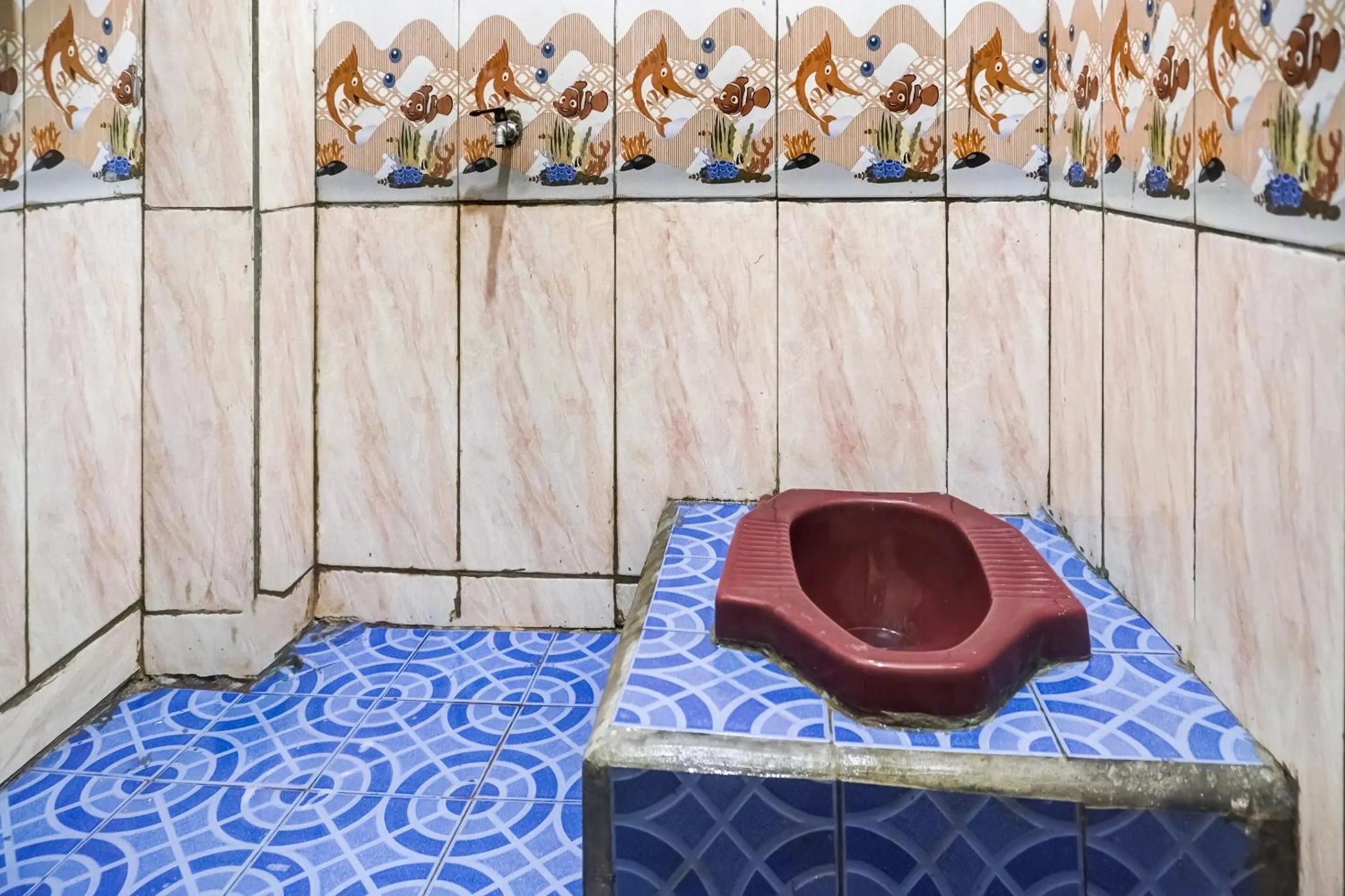 Bathroom in OYO Life 91335 Micheline Family 2 Syariah