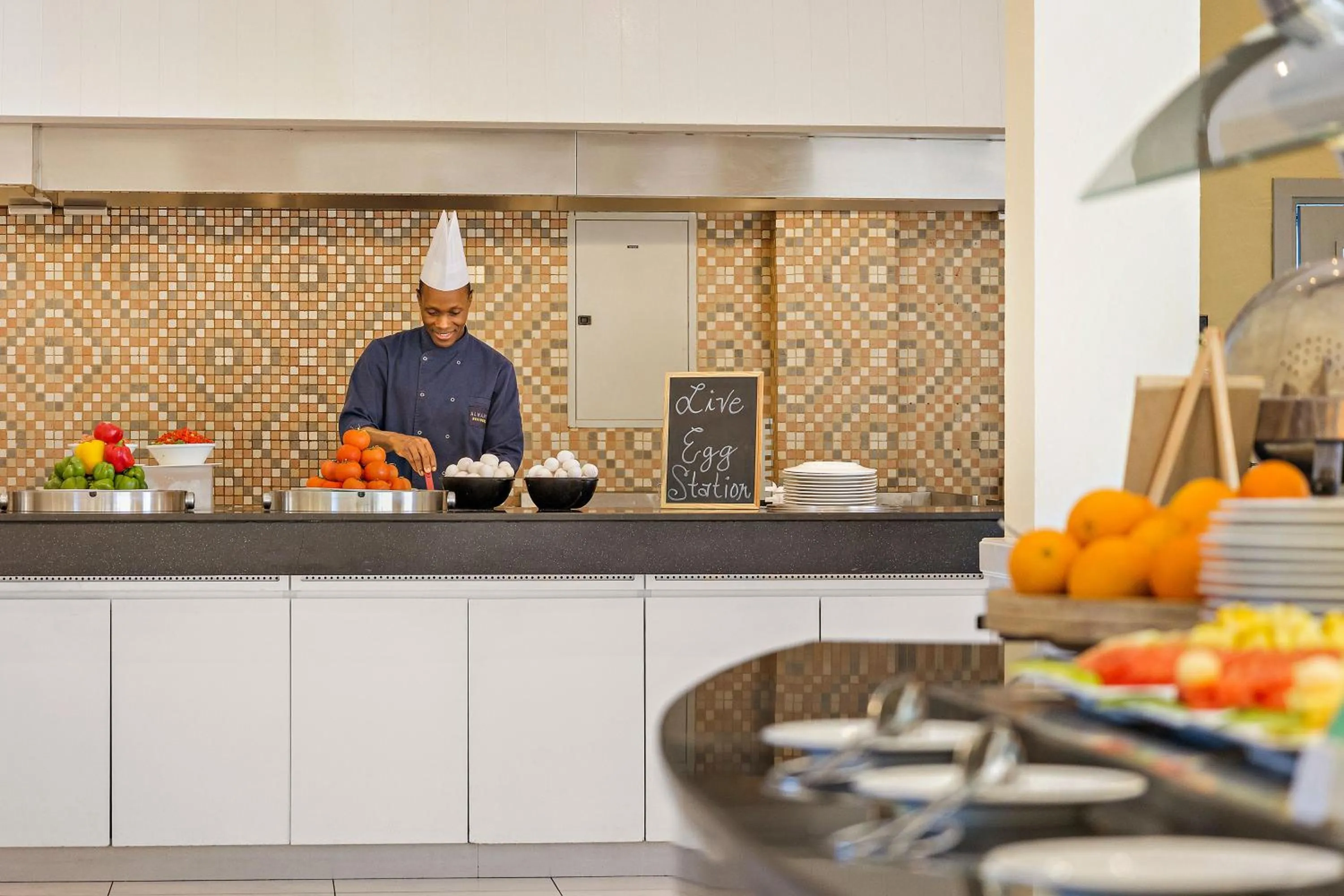 Restaurant/places to eat in Al Hamra Village Hotel