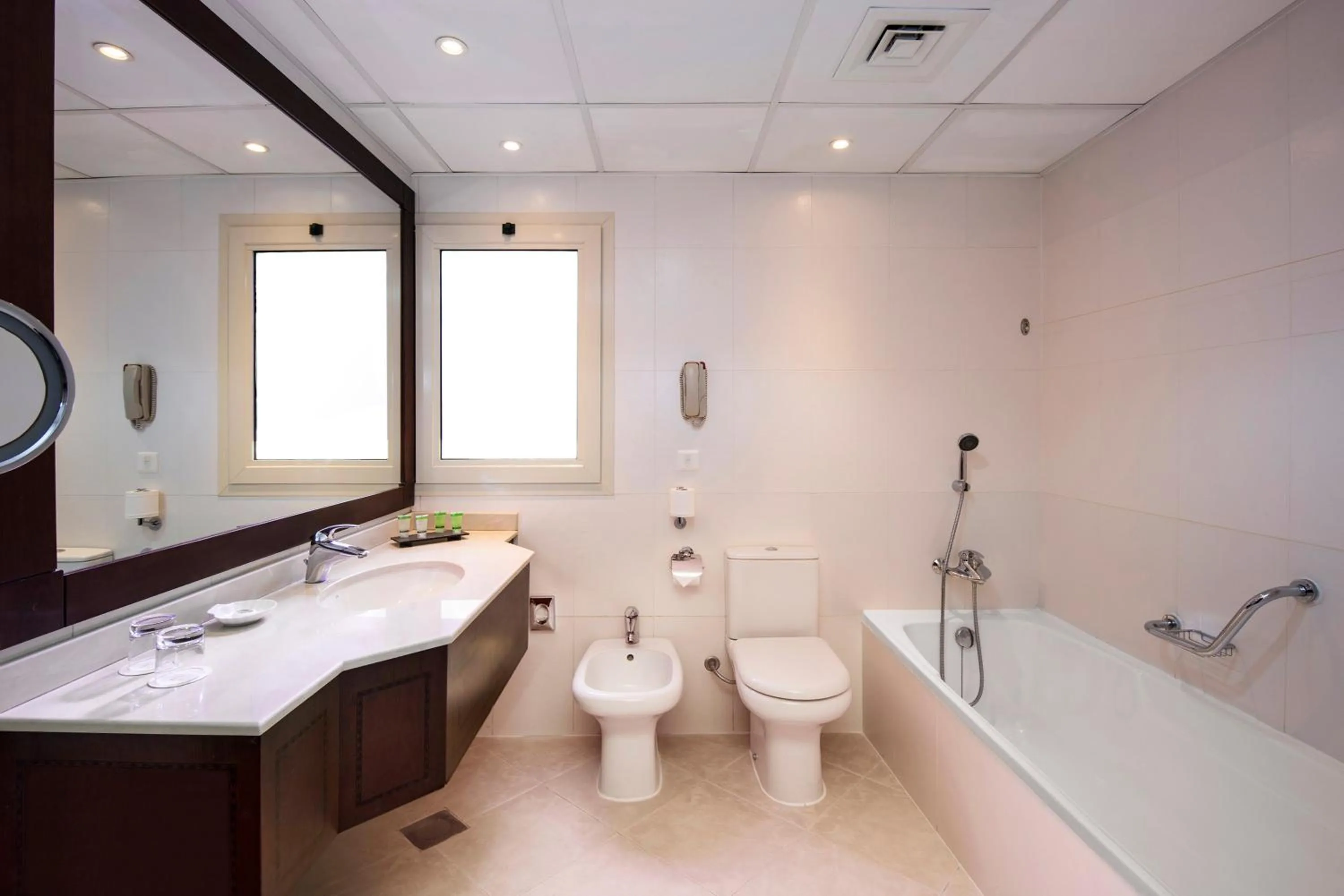 Bathroom in Al Hamra Village Hotel