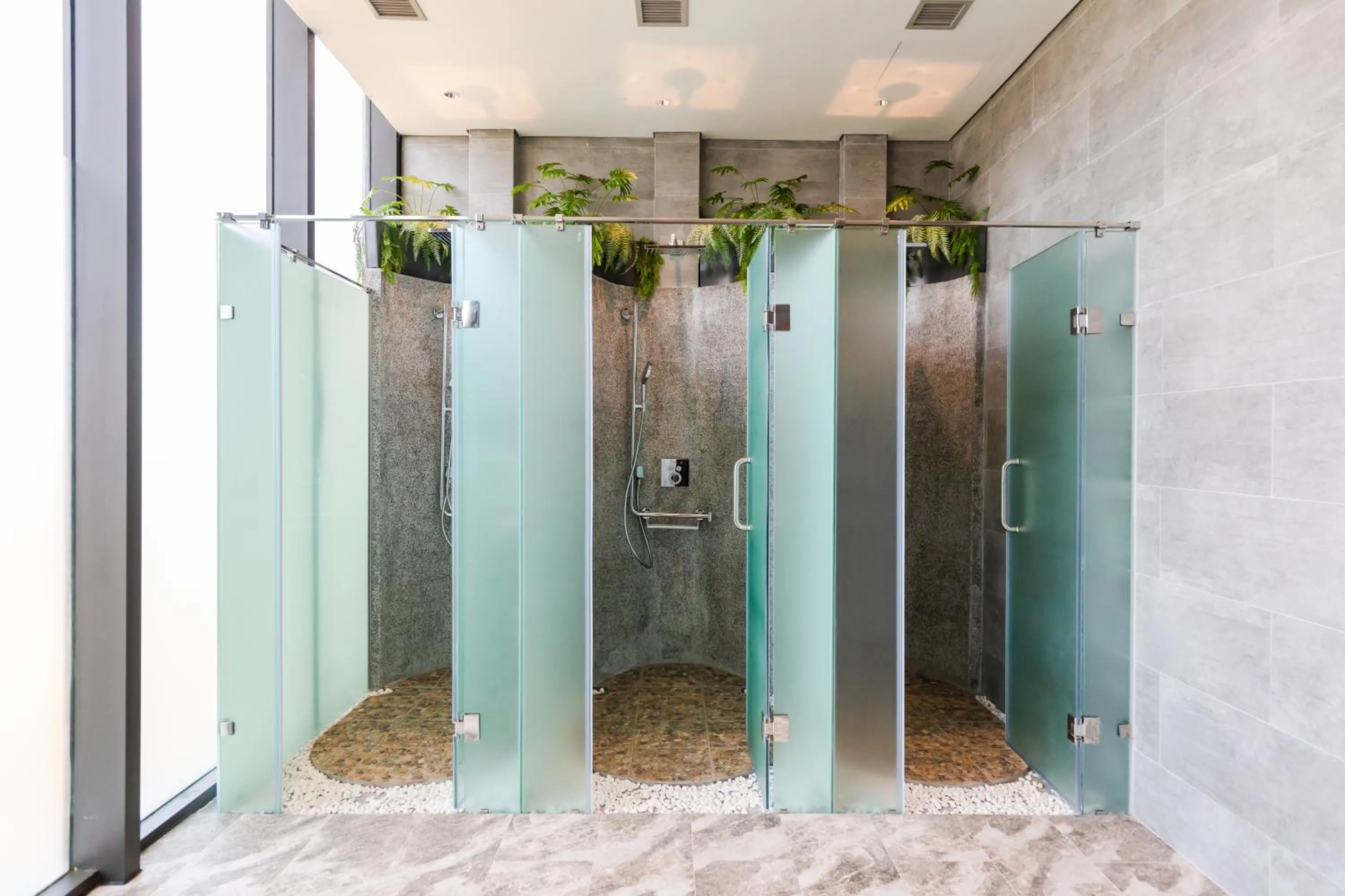 Fitness centre/facilities in Five Star Westlake 1st-4th Floors Hotel & Serviced Apartment