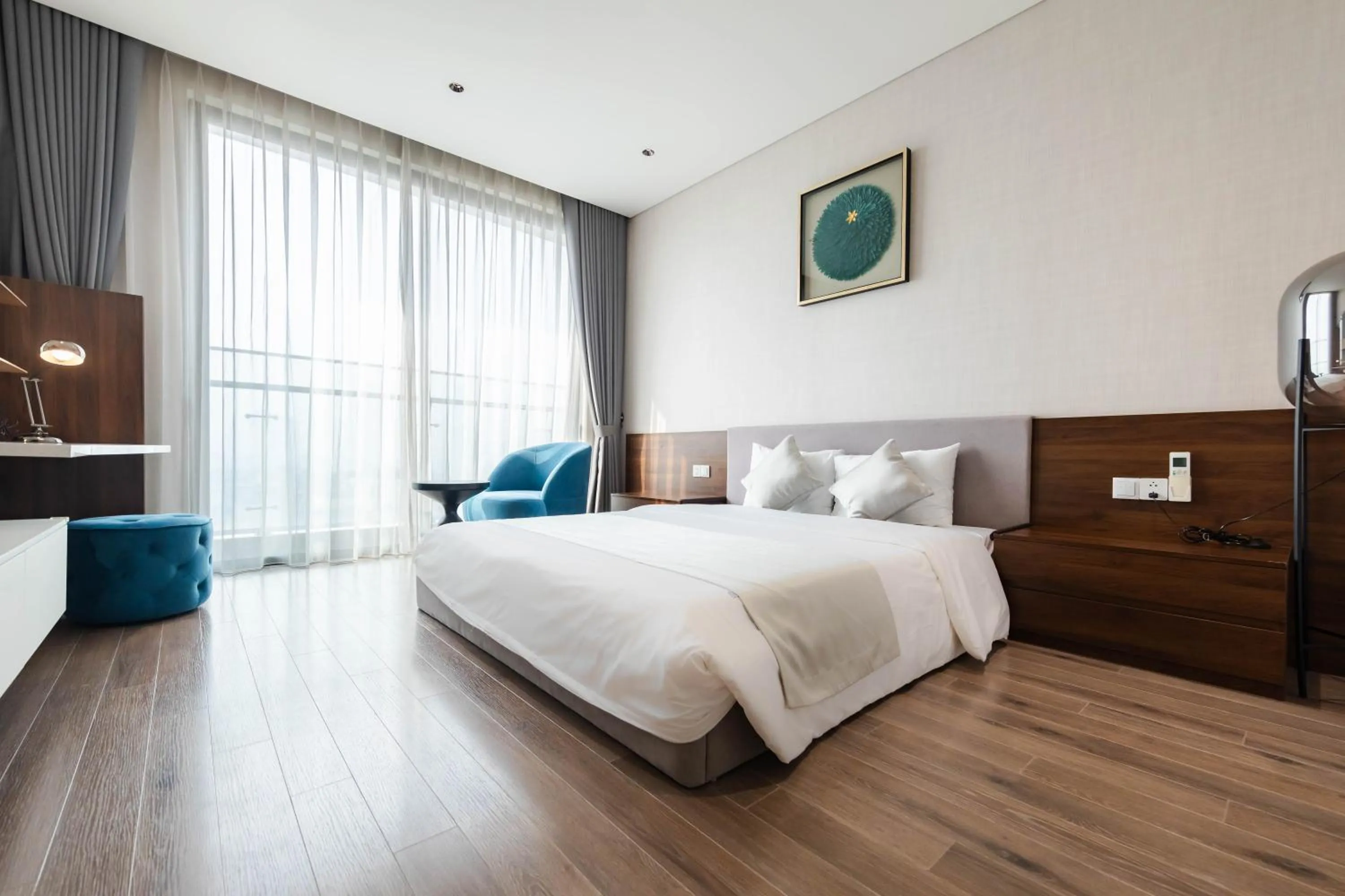 Bed in Five Star Westlake 1st-4th Floors Hotel & Serviced Apartment