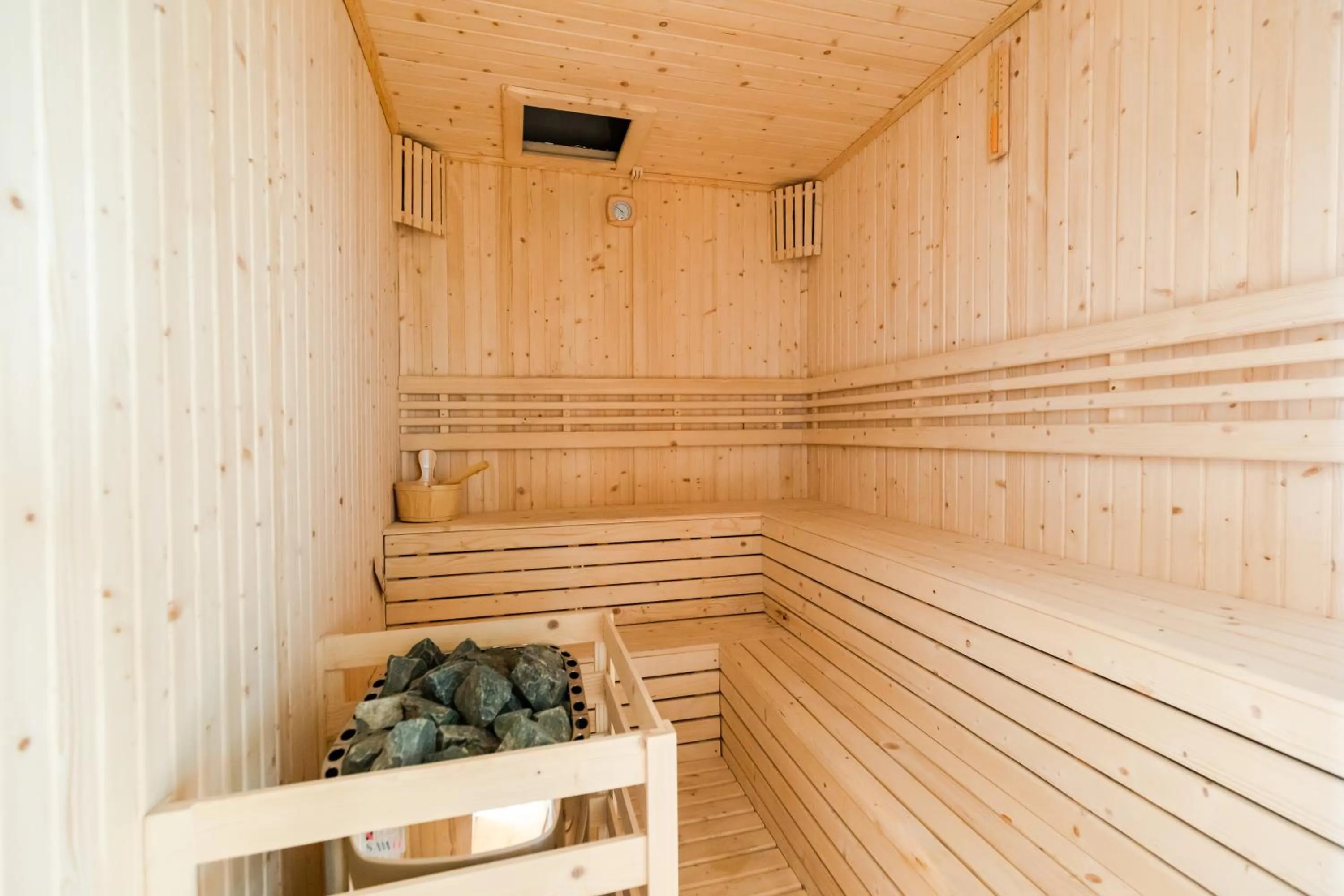 Sauna in Five Star Westlake 1st-4th Floors Hotel & Serviced Apartment