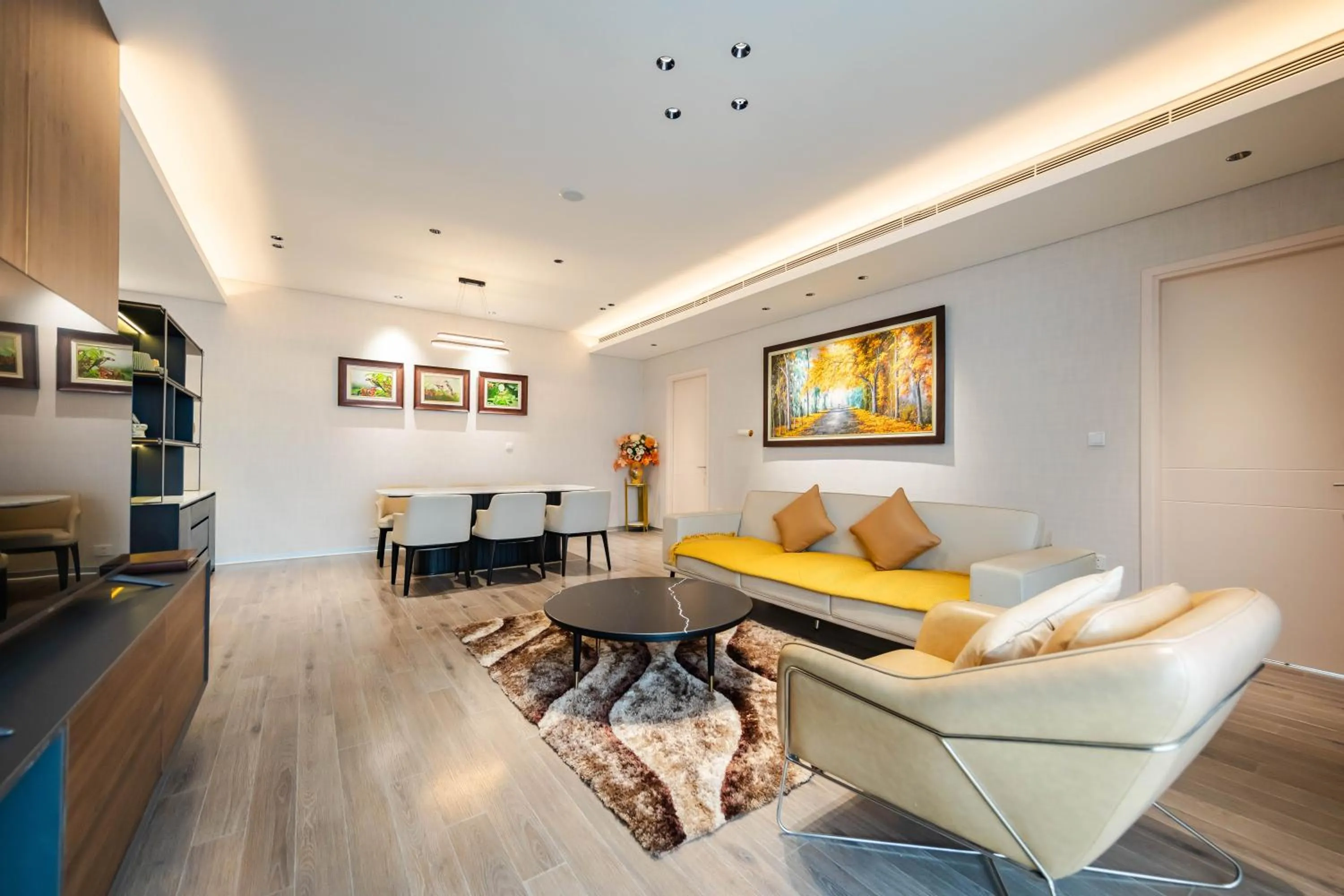 Five Star Westlake 1st-4th Floors Hotel & Serviced Apartment