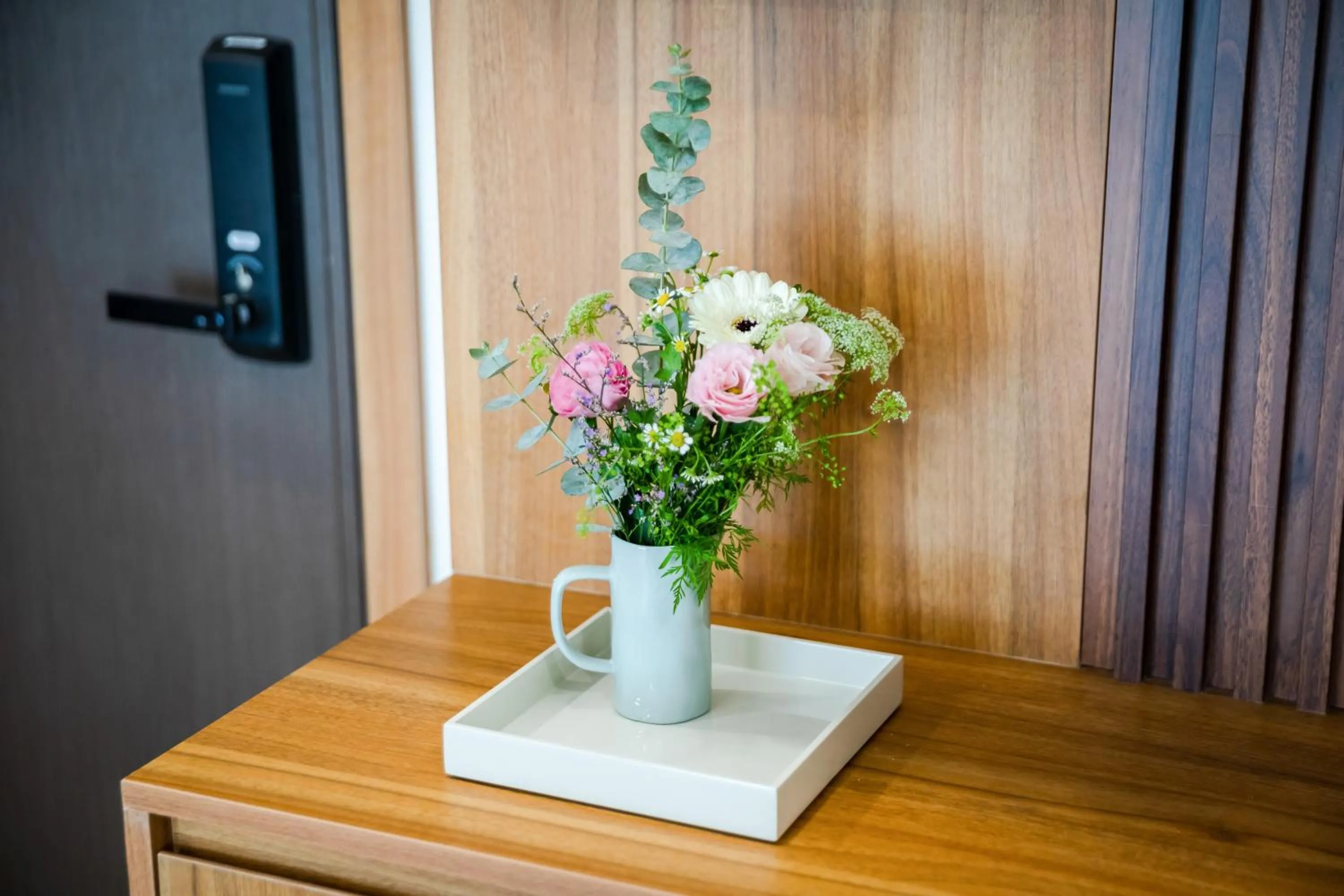 Five Star Westlake 1st-4th Floors Hotel & Serviced Apartment