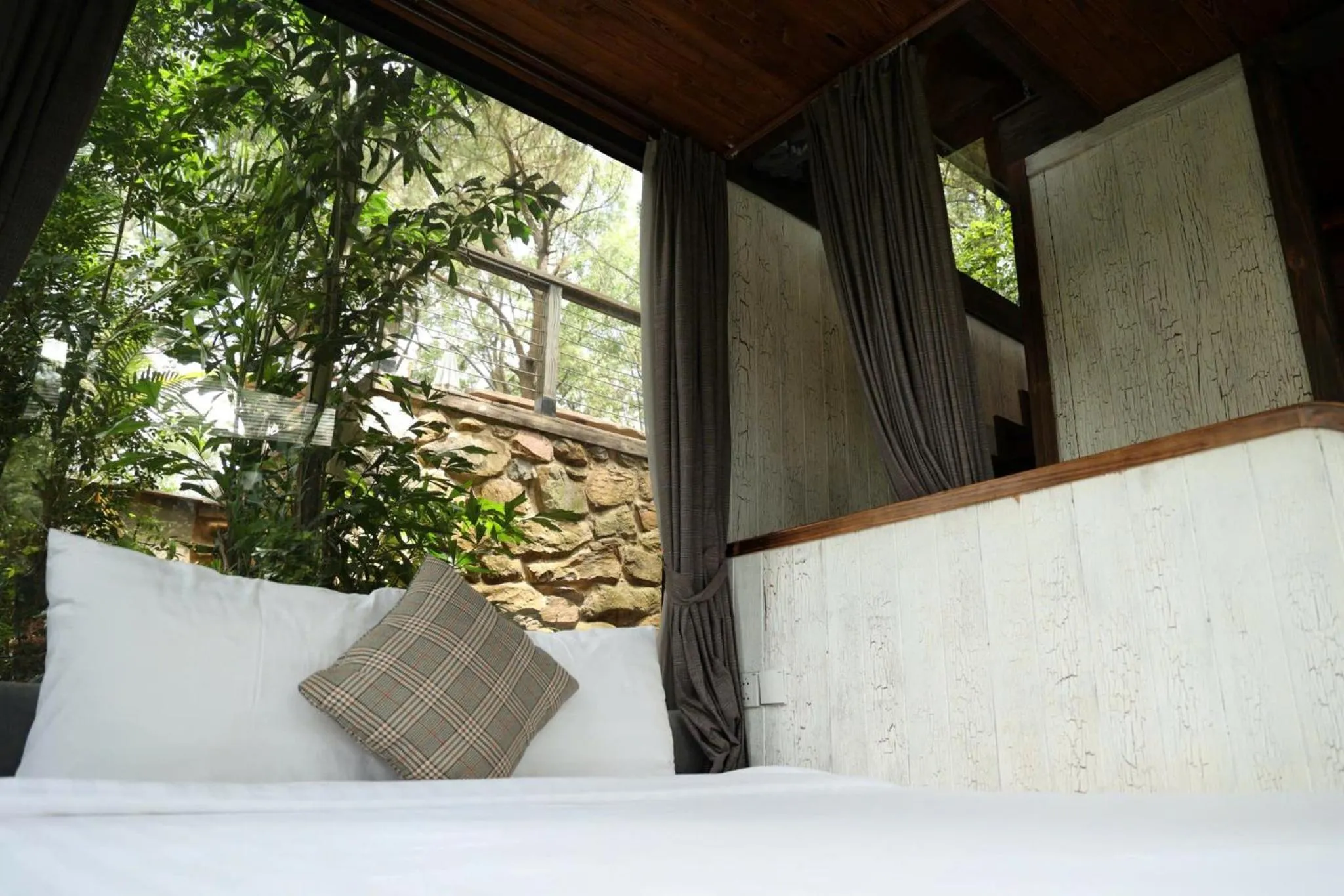Bed in Amaya Retreat